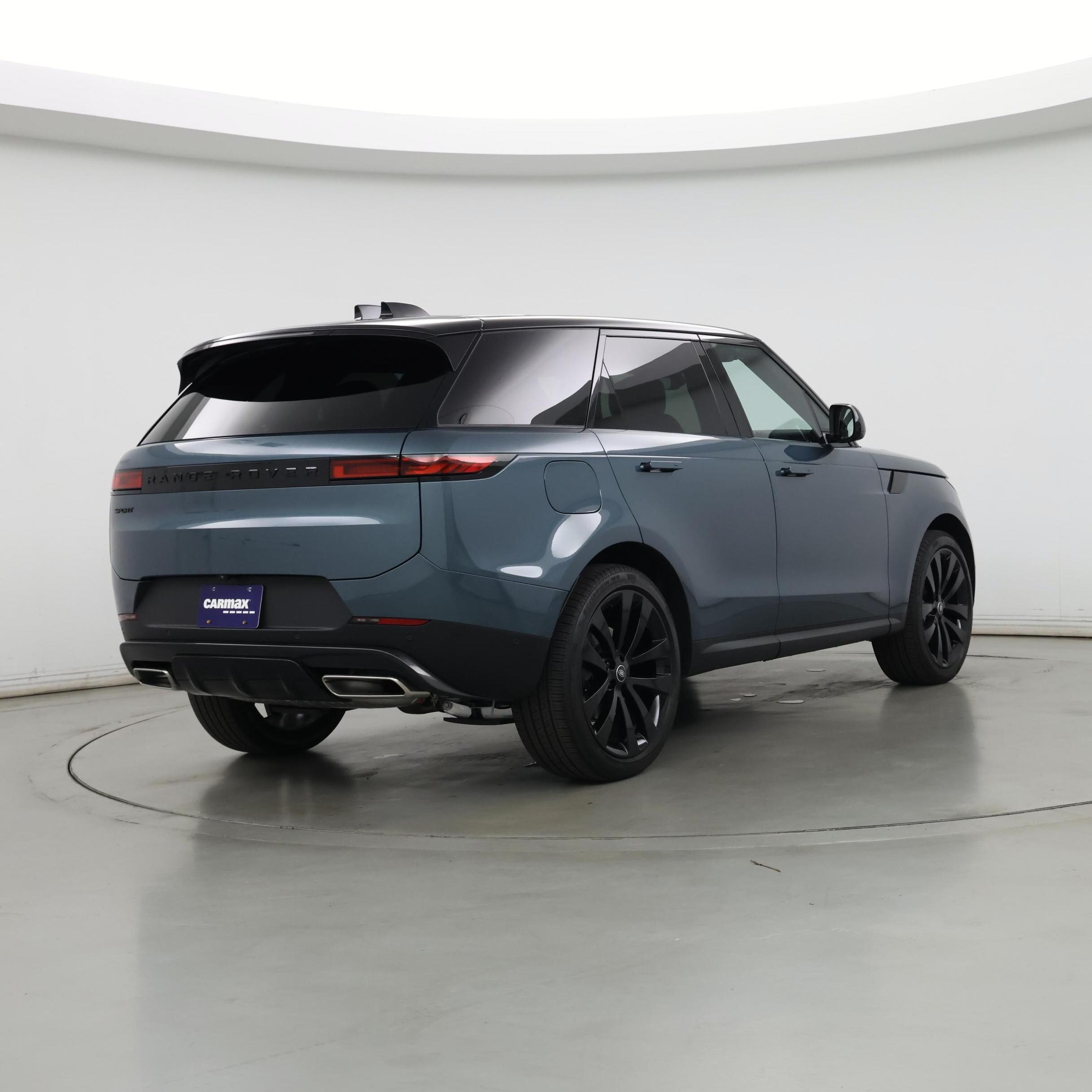 Thumbnail: 2025 Land Rover Range Rover Sport - 8