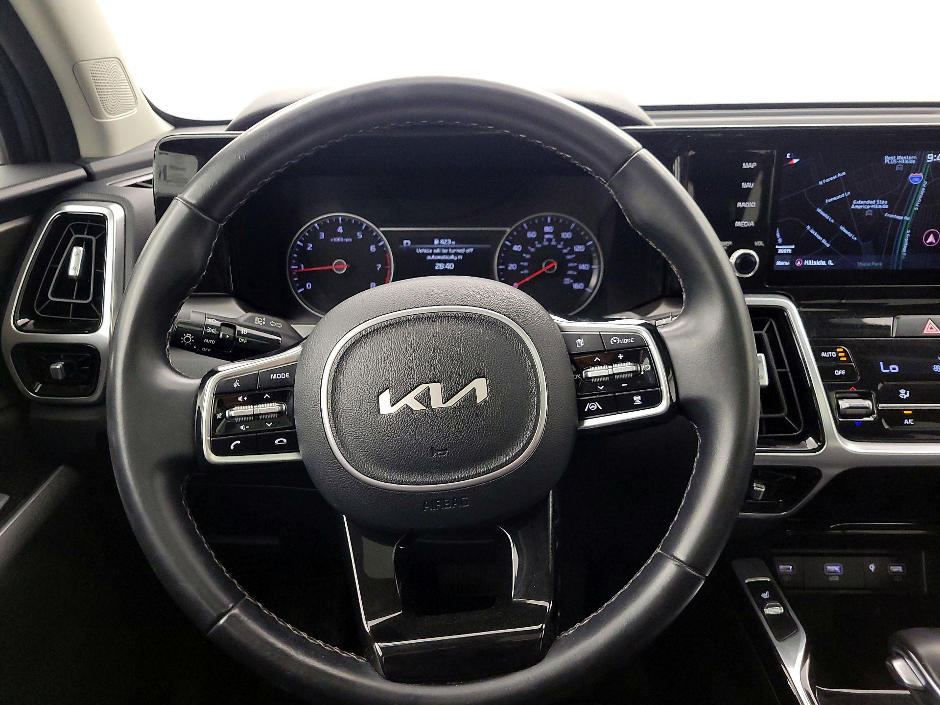 Thumbnail: 2022 Kia Sorento - 10