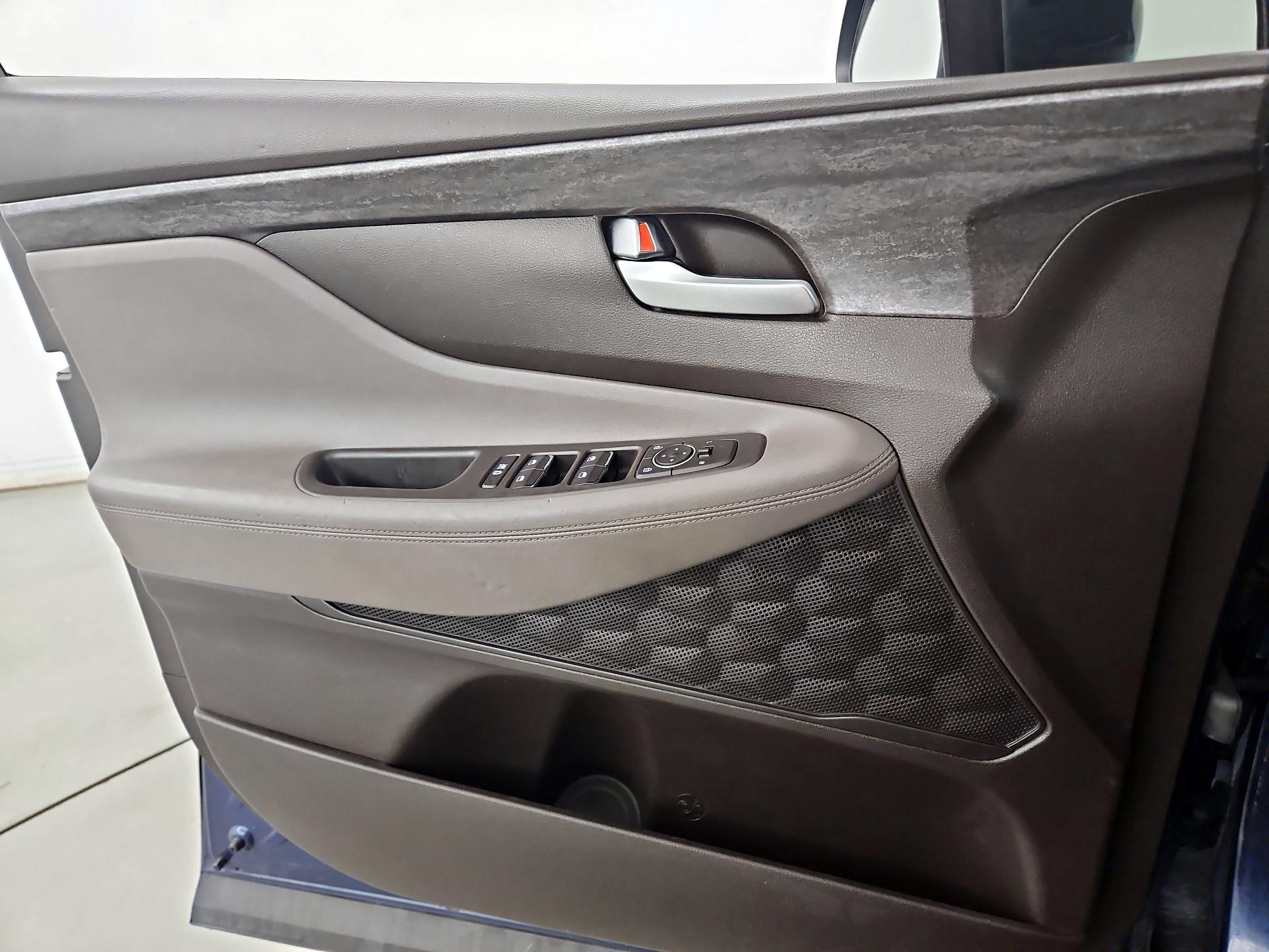 Thumbnail: 2019 Hyundai Santa Fe - 12