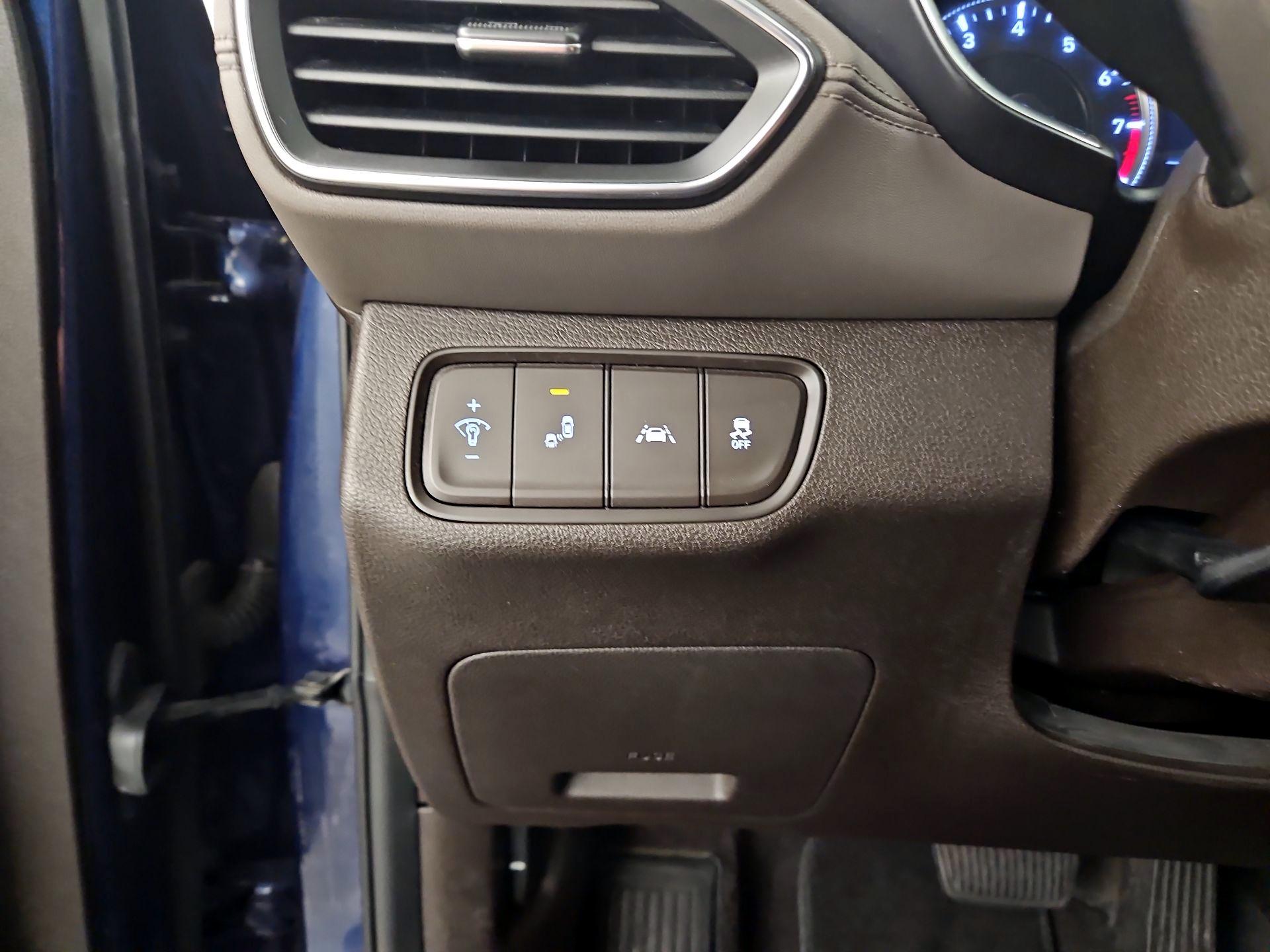 Thumbnail: 2019 Hyundai Santa Fe - 13