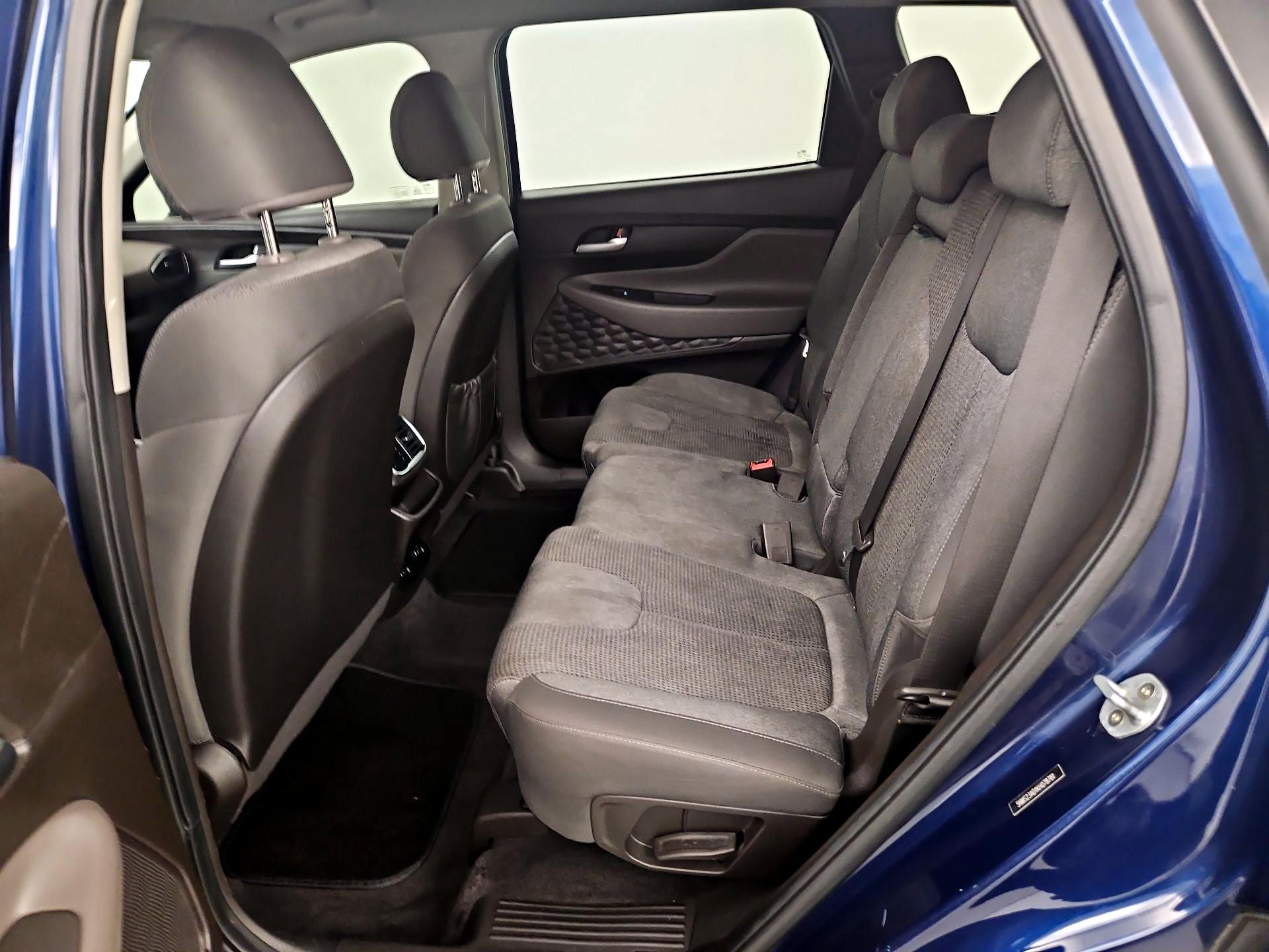 Thumbnail: 2019 Hyundai Santa Fe - 19