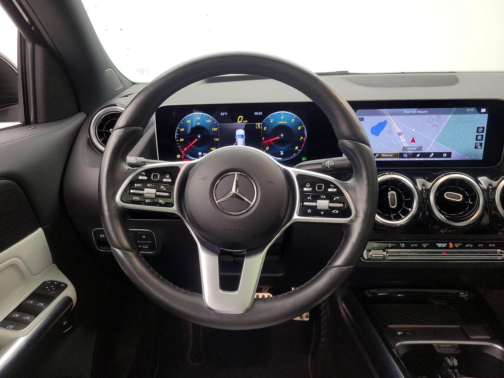 Thumbnail: 2021 Mercedes-Benz GLA - 10