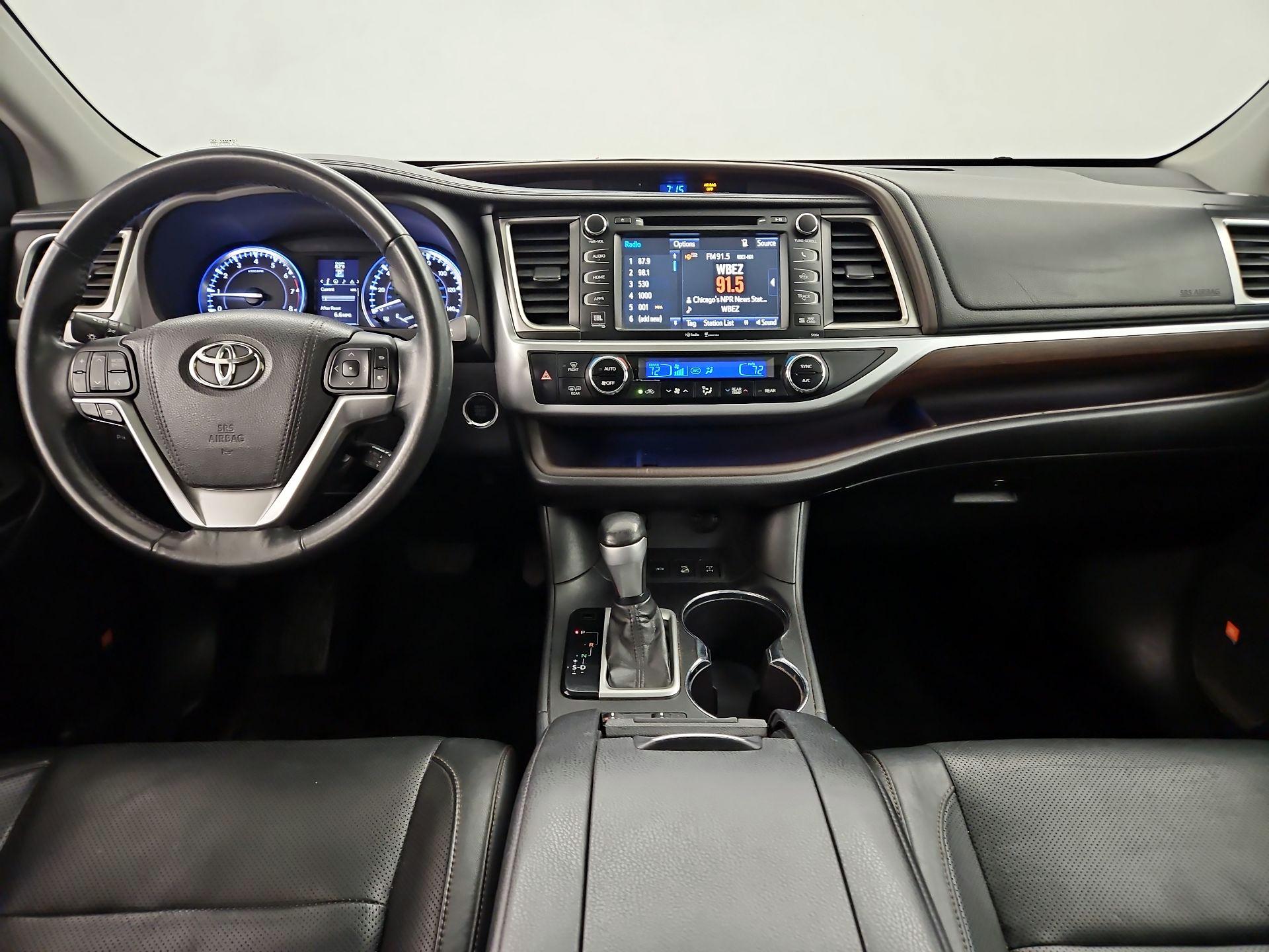Thumbnail: 2015 Toyota Highlander - 9
