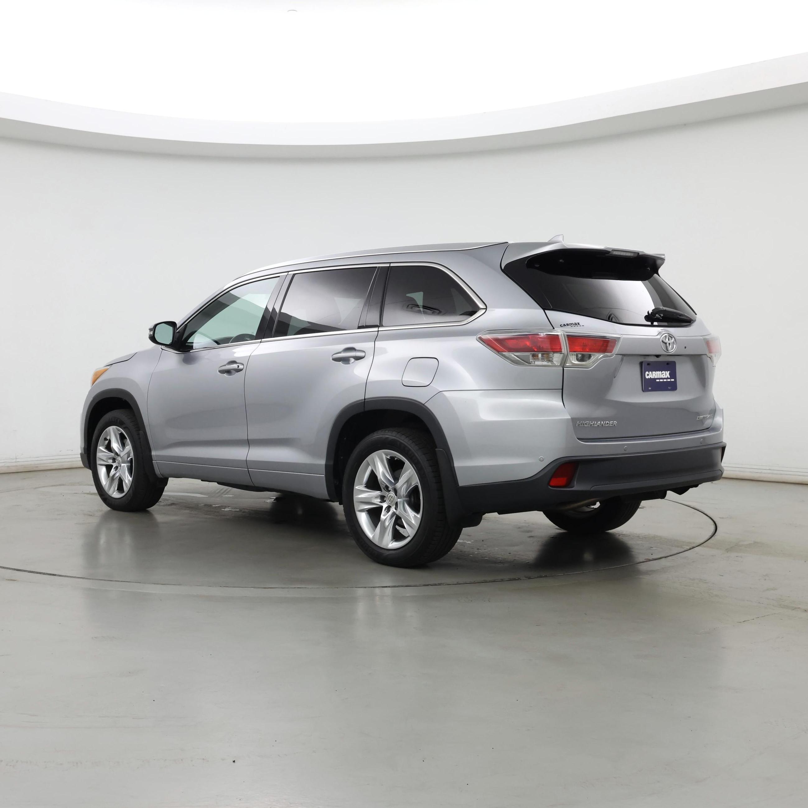Thumbnail: 2015 Toyota Highlander - 2