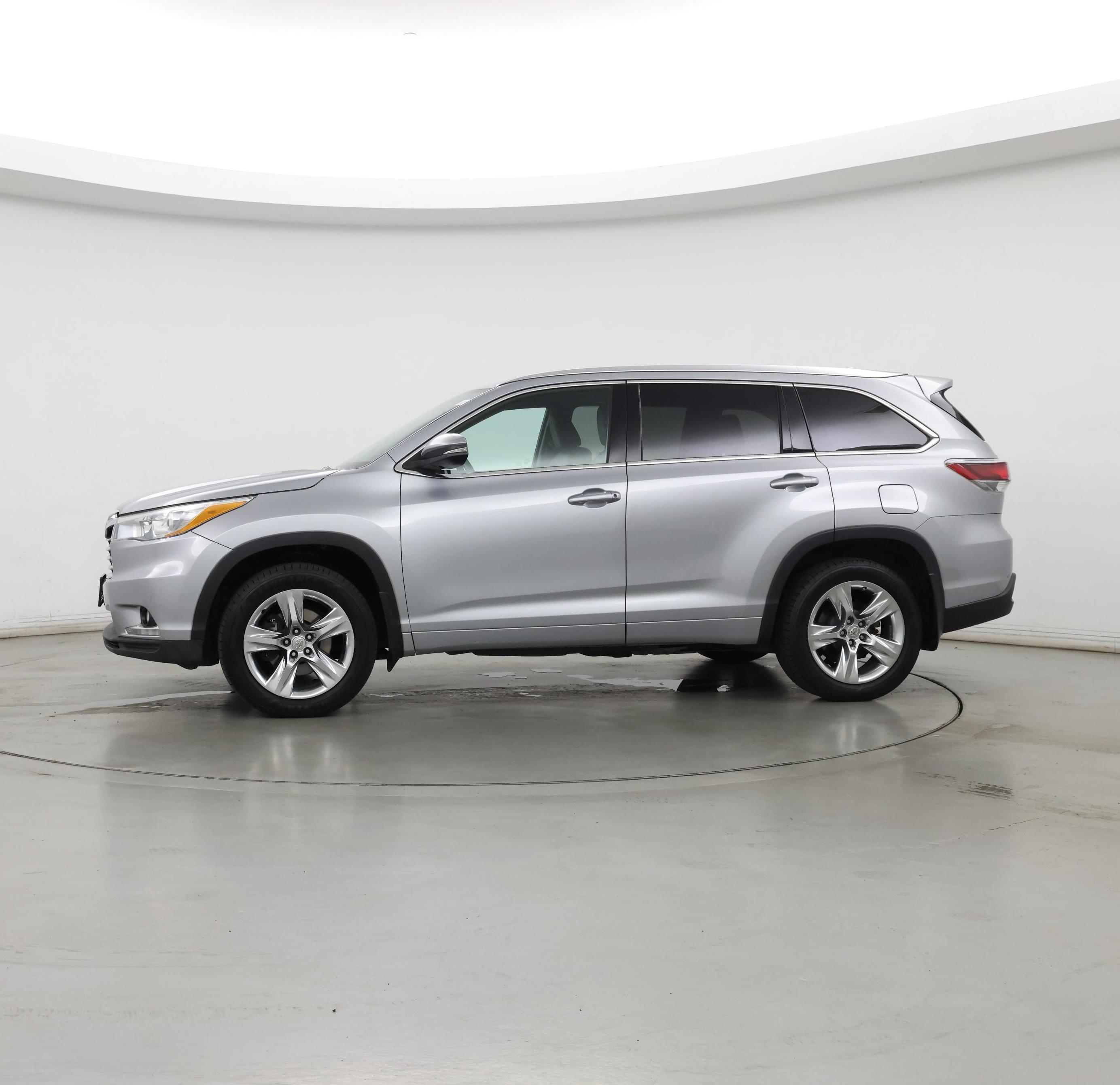Thumbnail: 2015 Toyota Highlander - 3