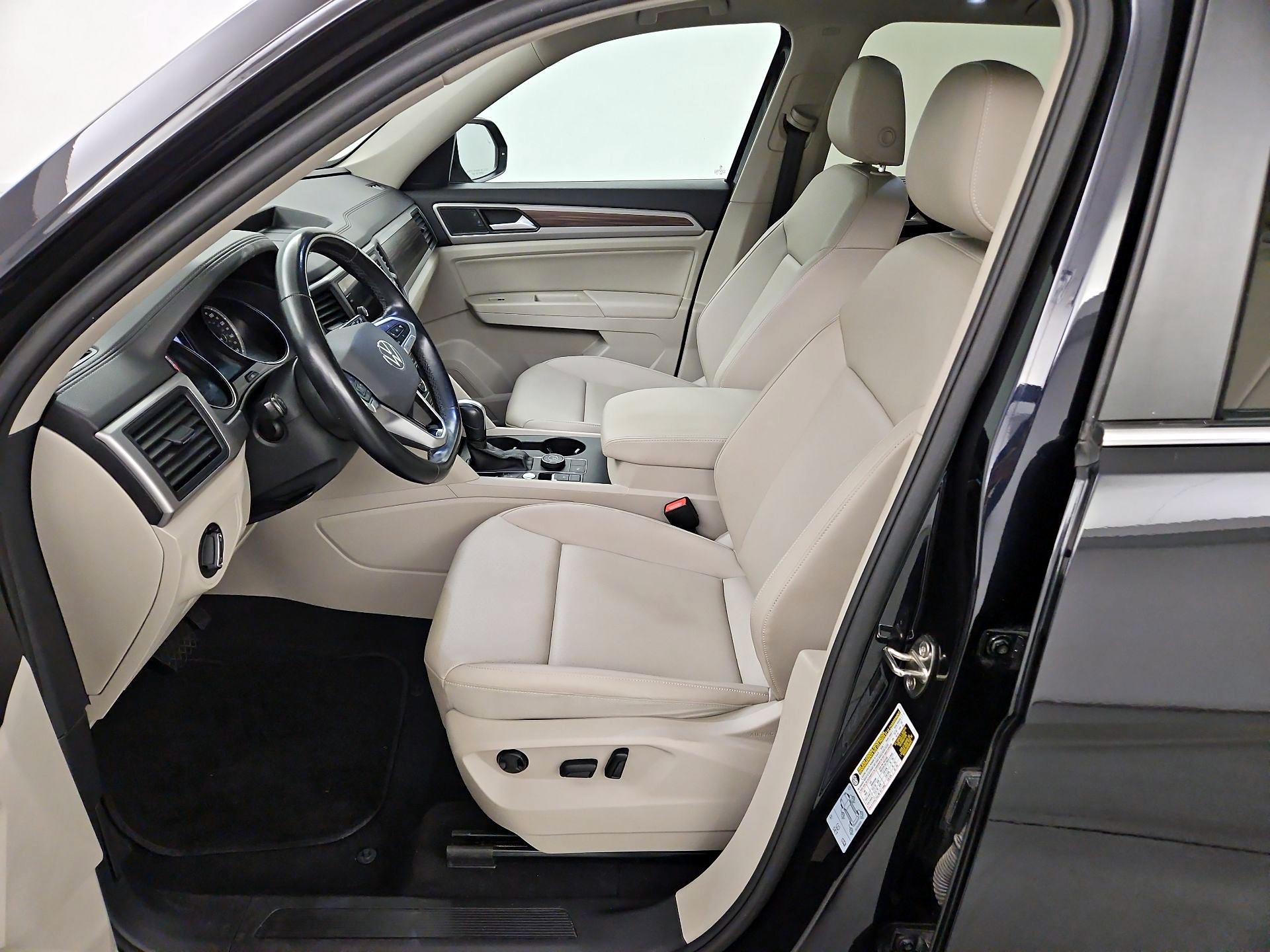 Thumbnail: 2021 Volkswagen Atlas - 11