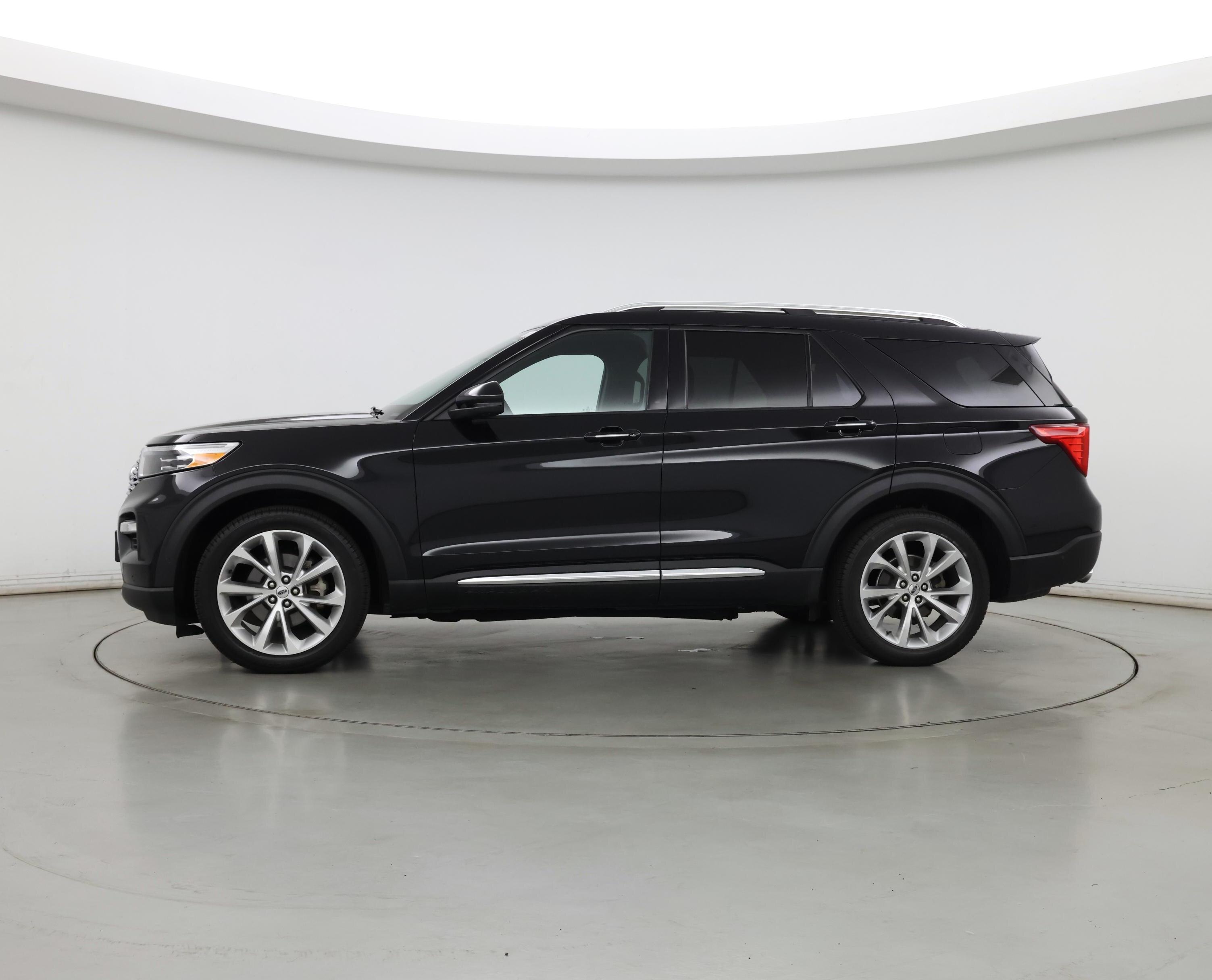 Thumbnail: 2021 Ford Explorer - 3