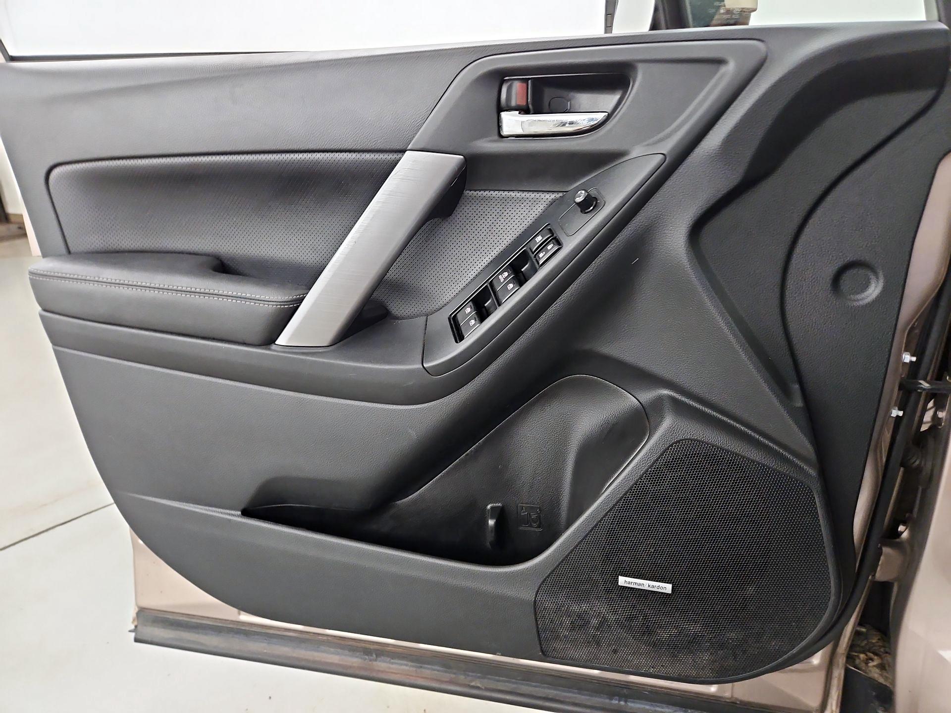 Thumbnail: 2014 Subaru Forester - 12