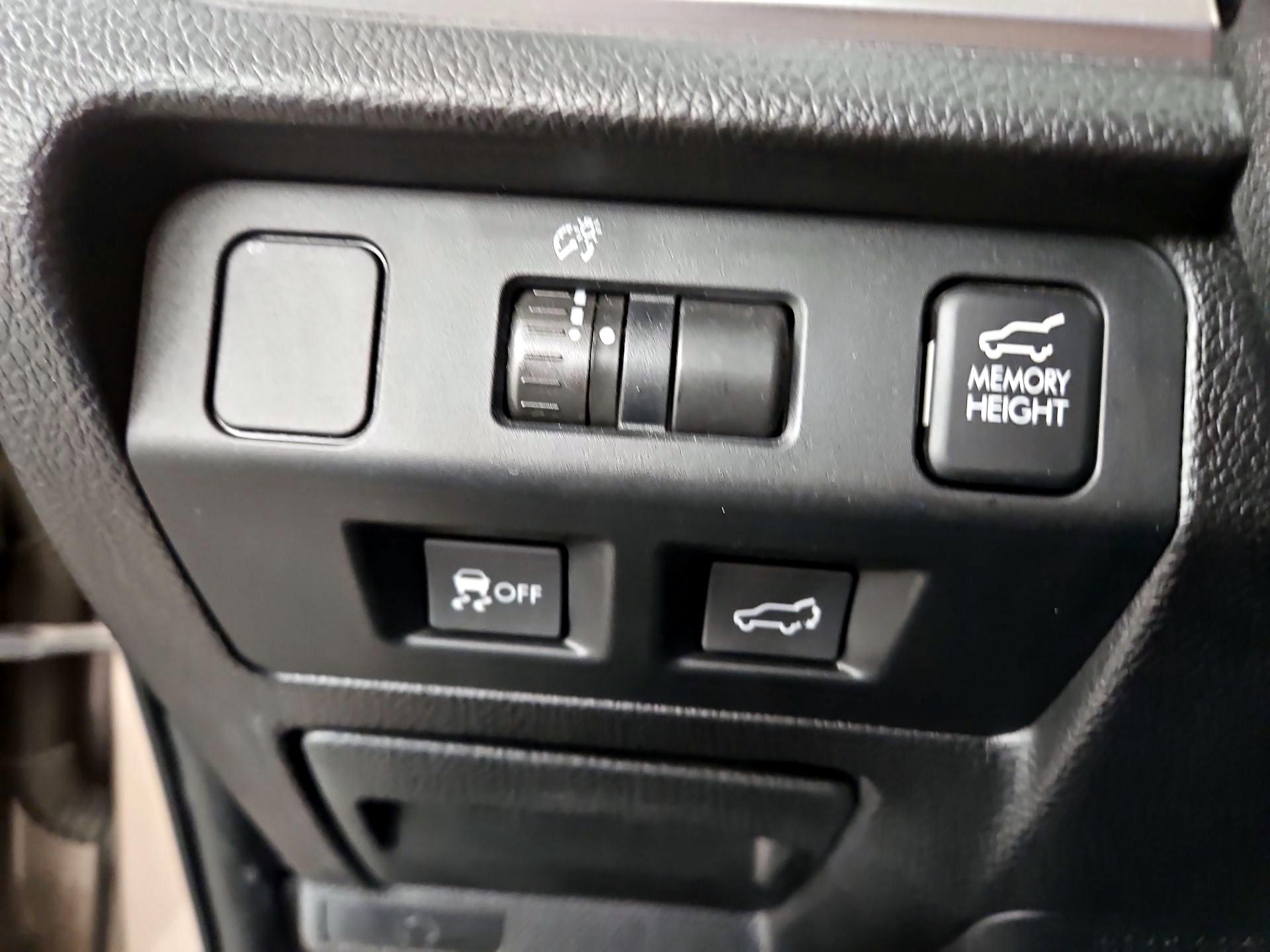 Thumbnail: 2014 Subaru Forester - 13