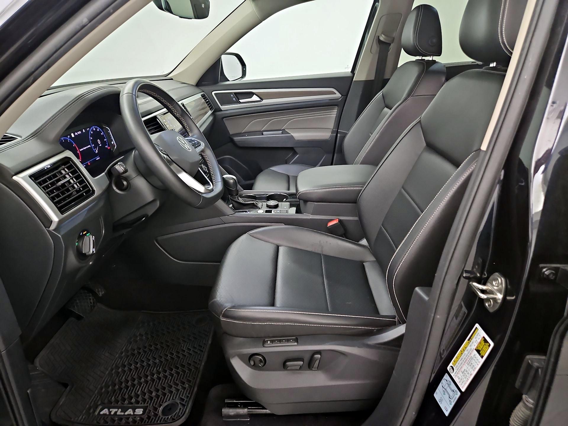 Thumbnail: 2021 Volkswagen Atlas - 11