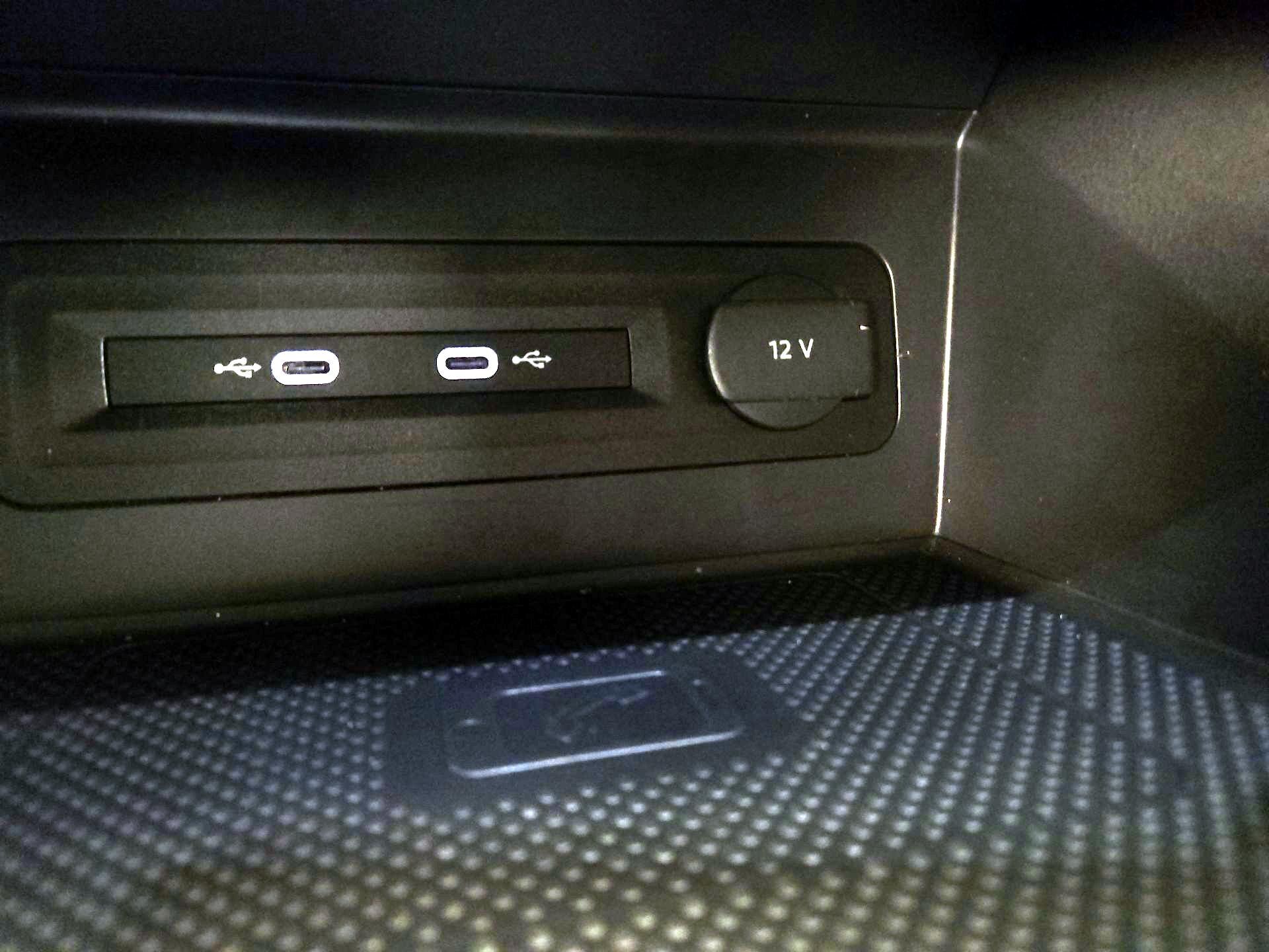 Thumbnail: 2021 Volkswagen Atlas - 19