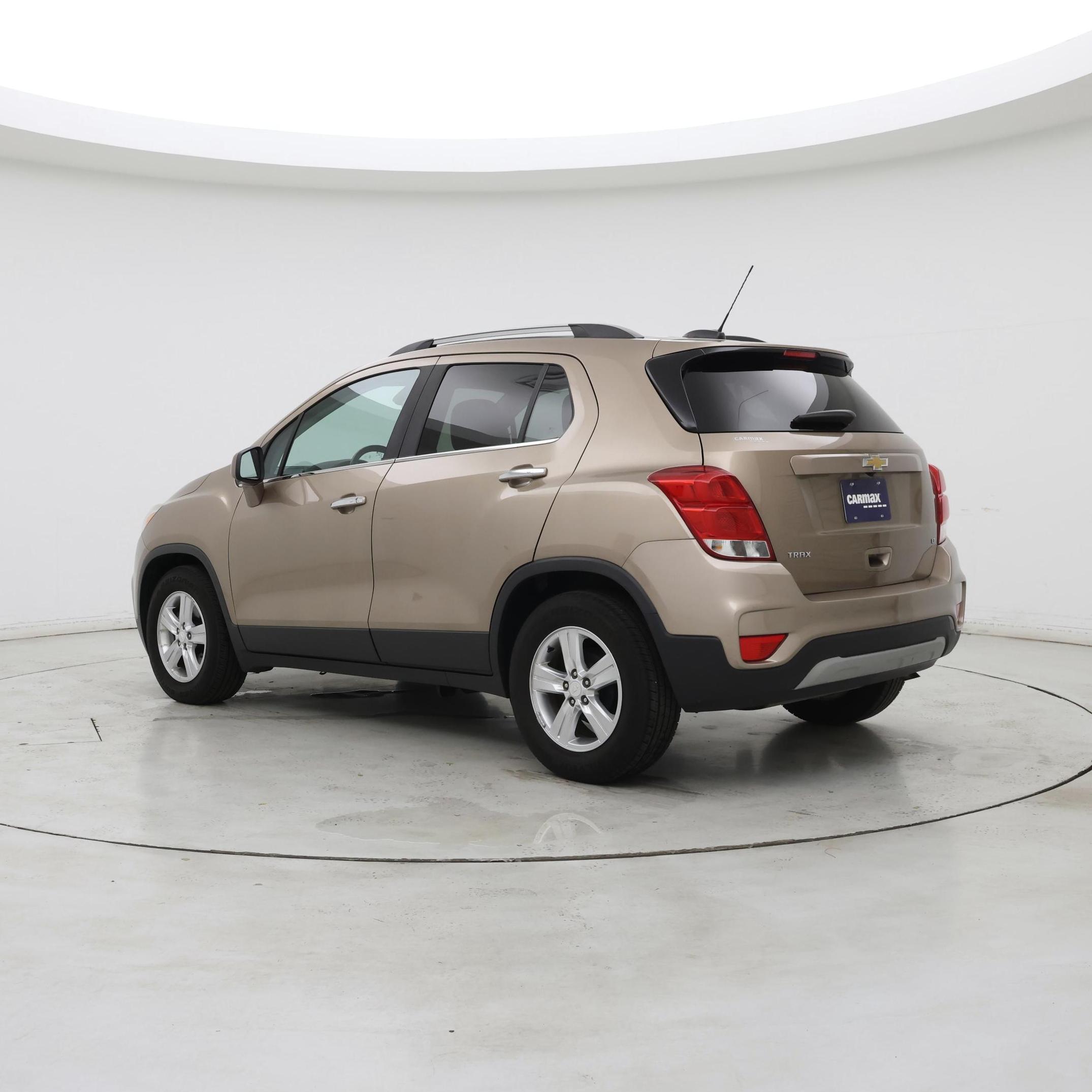 Thumbnail: 2018 Chevrolet Trax - 2