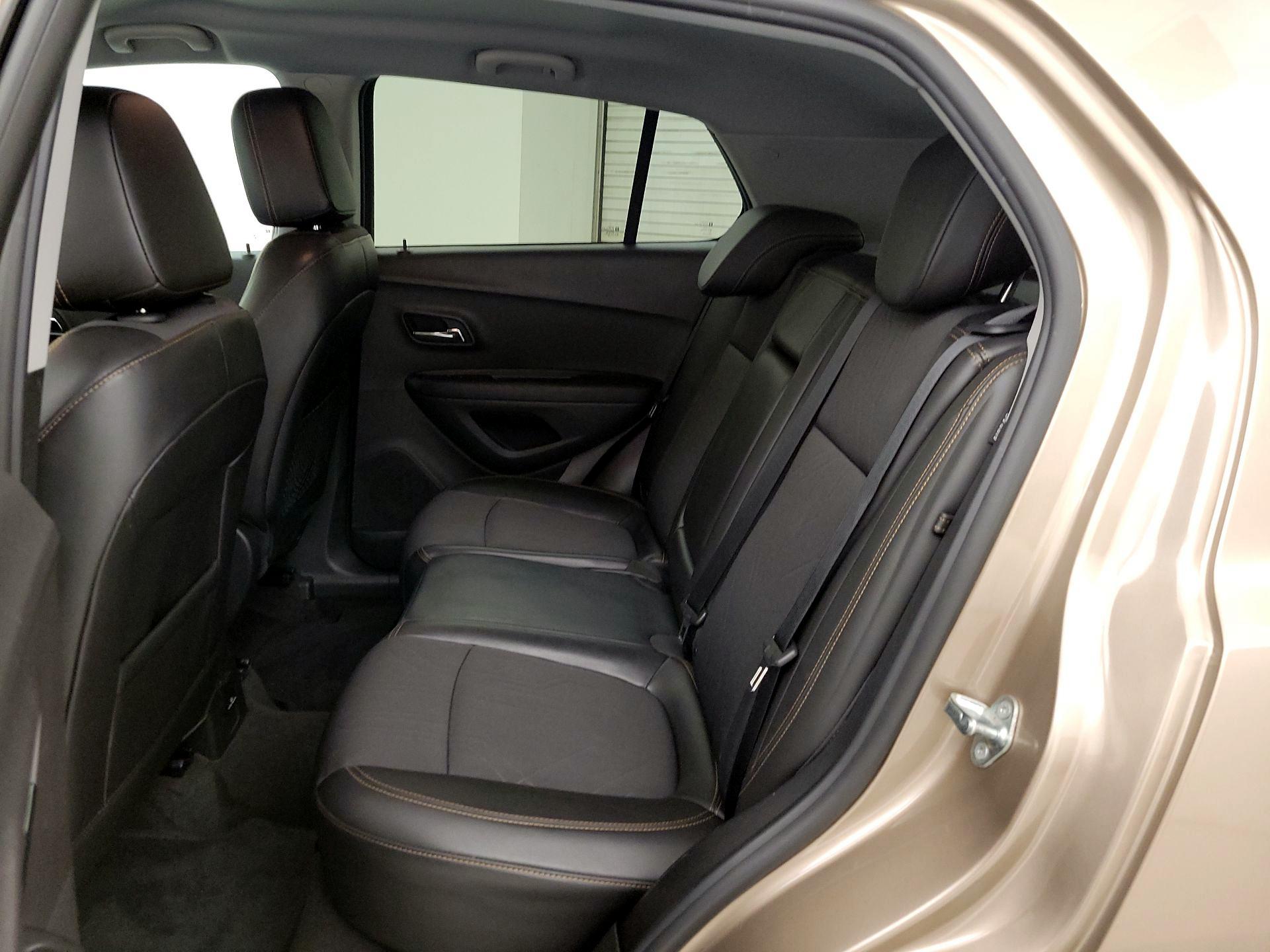 Thumbnail: 2018 Chevrolet Trax - 19