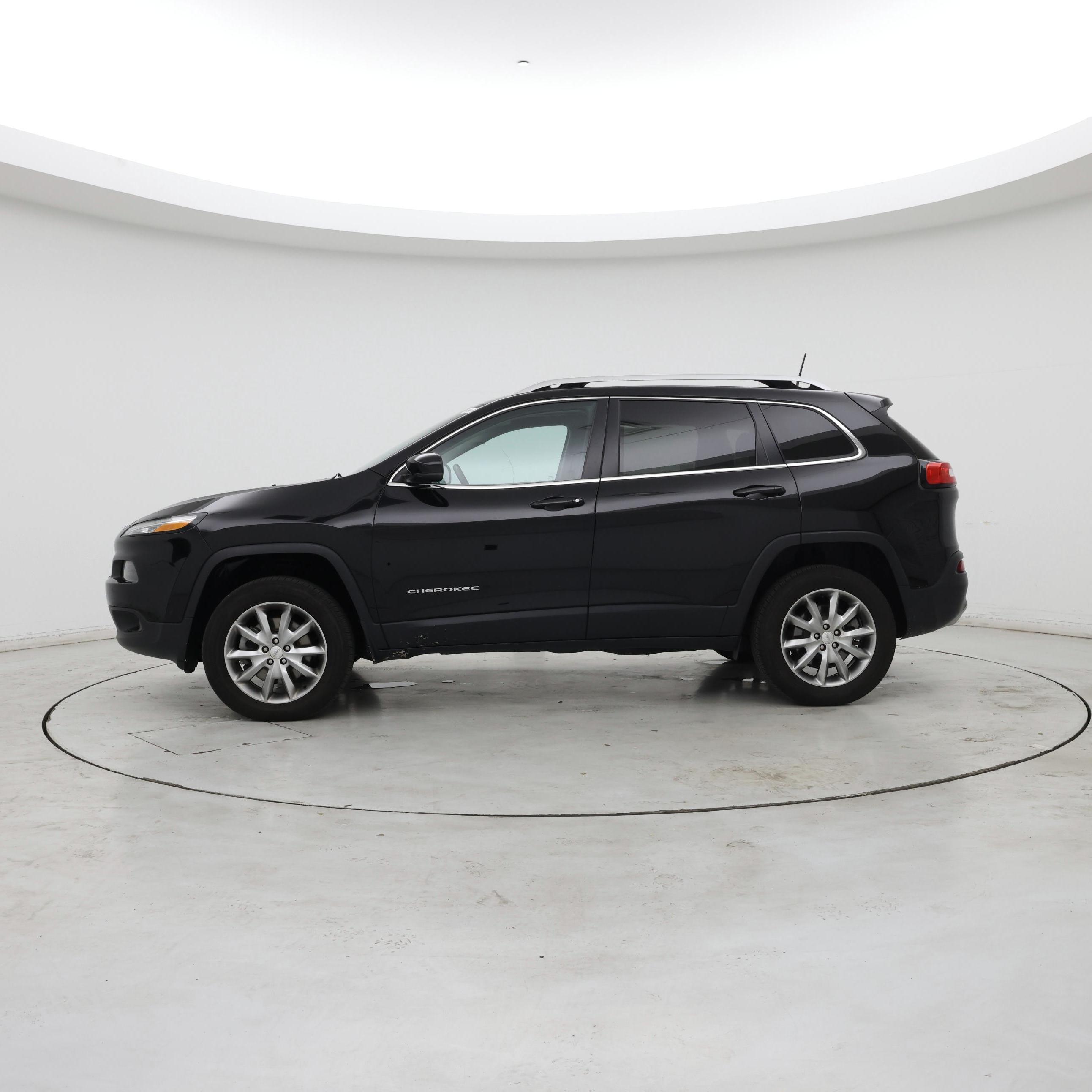 Thumbnail: 2018 Jeep Cherokee - 3