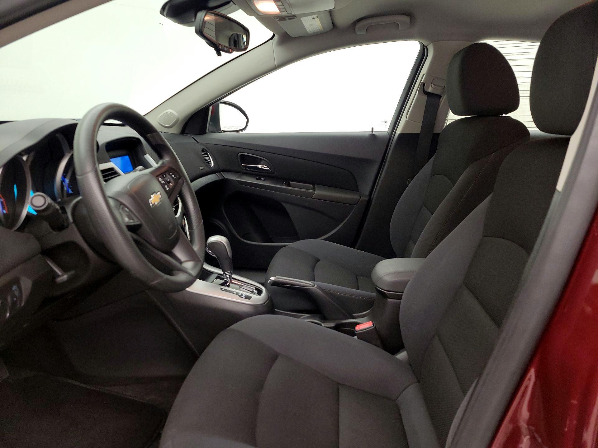 Thumbnail: 2016 Chevrolet Cruze - 11