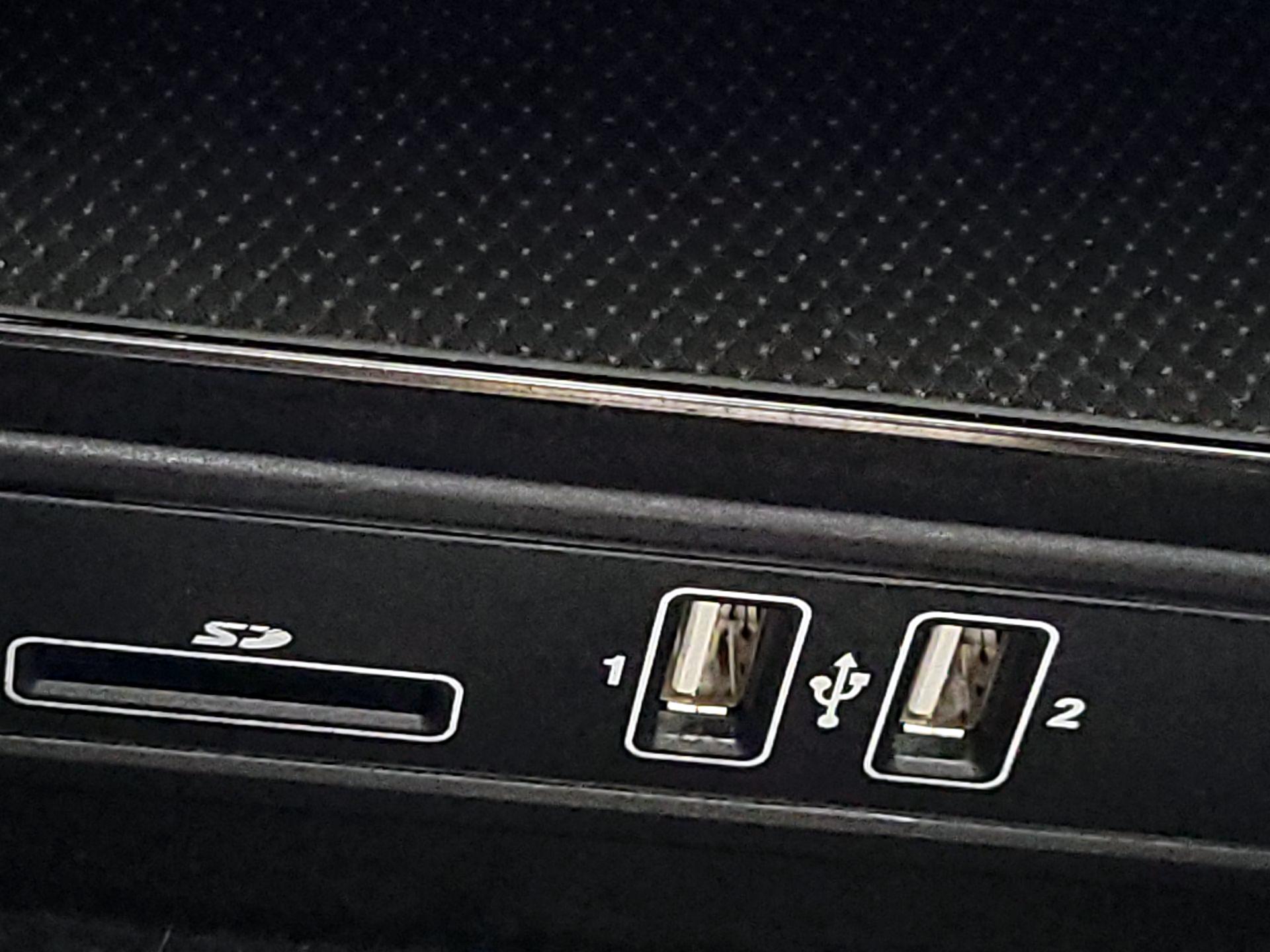 Thumbnail: 2017 Mercedes-Benz C-Class - 19