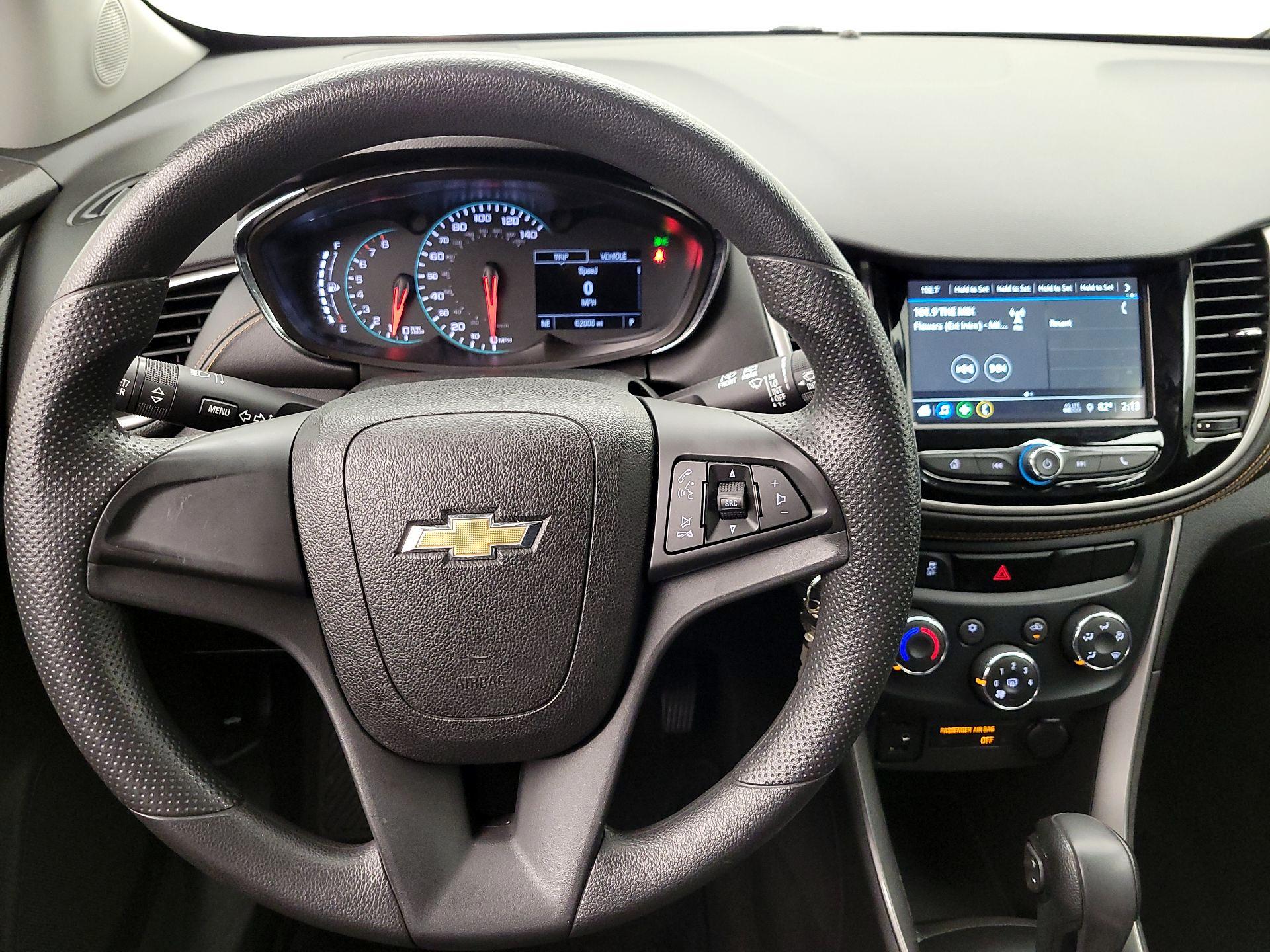 Thumbnail: 2018 Chevrolet Trax - 10