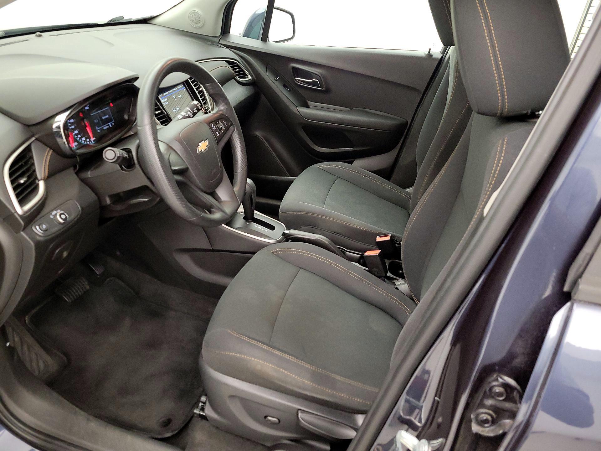 Thumbnail: 2018 Chevrolet Trax - 11