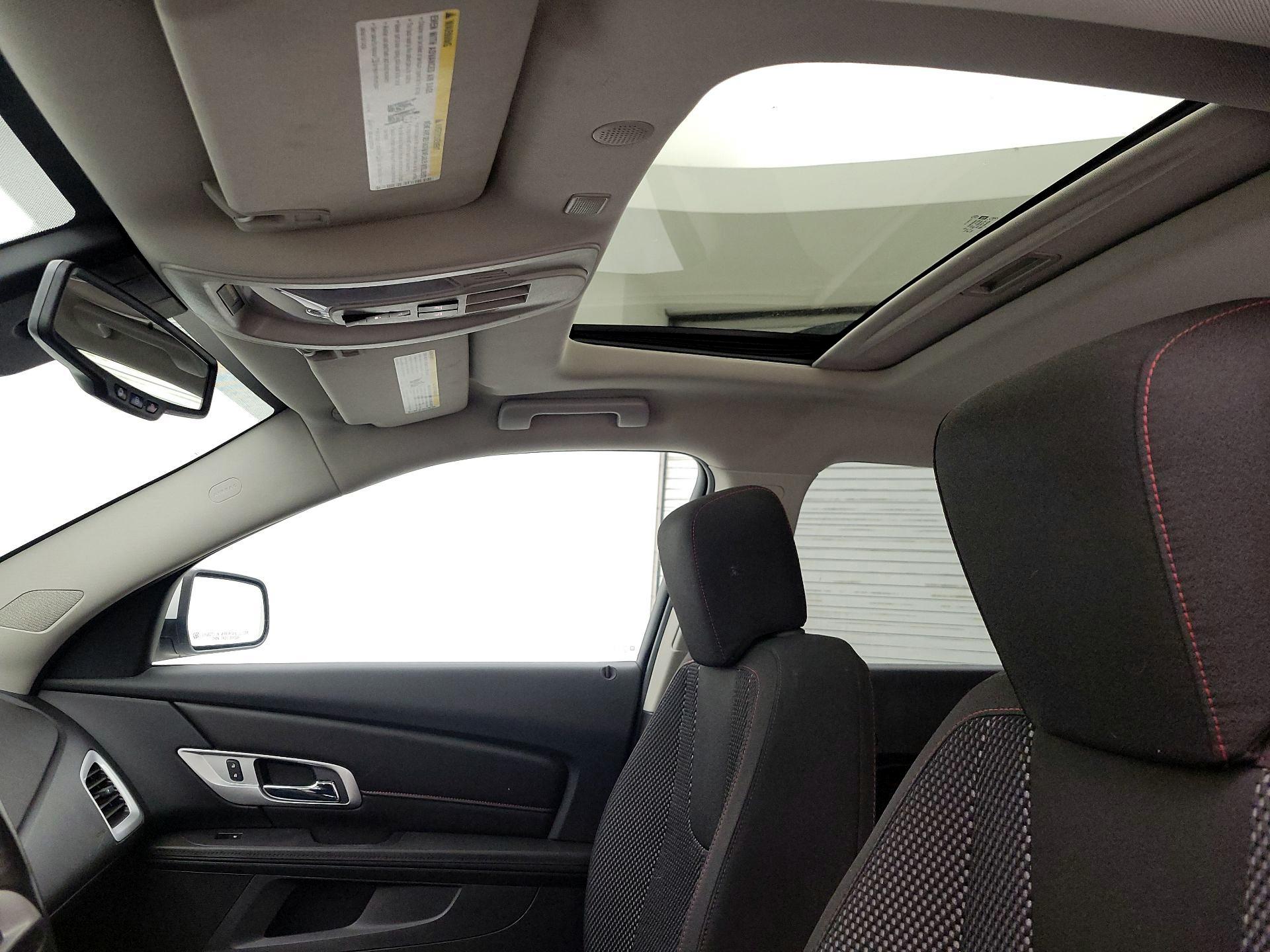 Thumbnail: 2017 GMC Terrain - 18