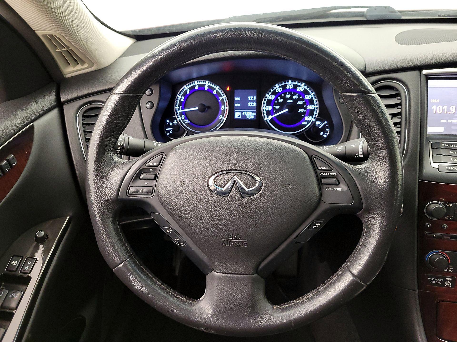 Thumbnail: 2016 INFINITI QX50 - 10