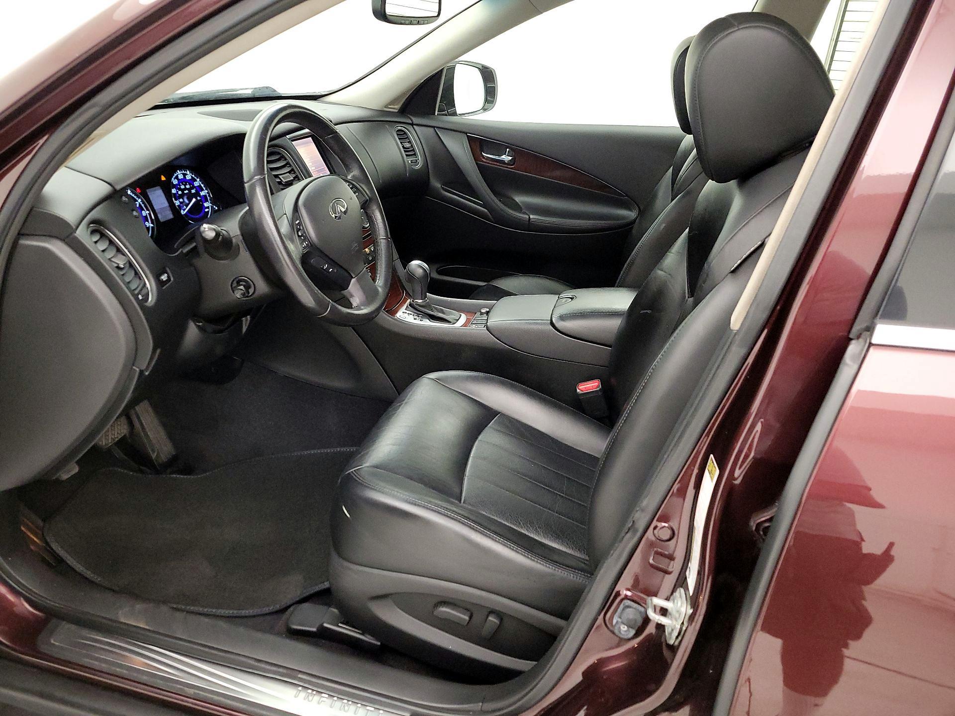 Thumbnail: 2016 INFINITI QX50 - 11