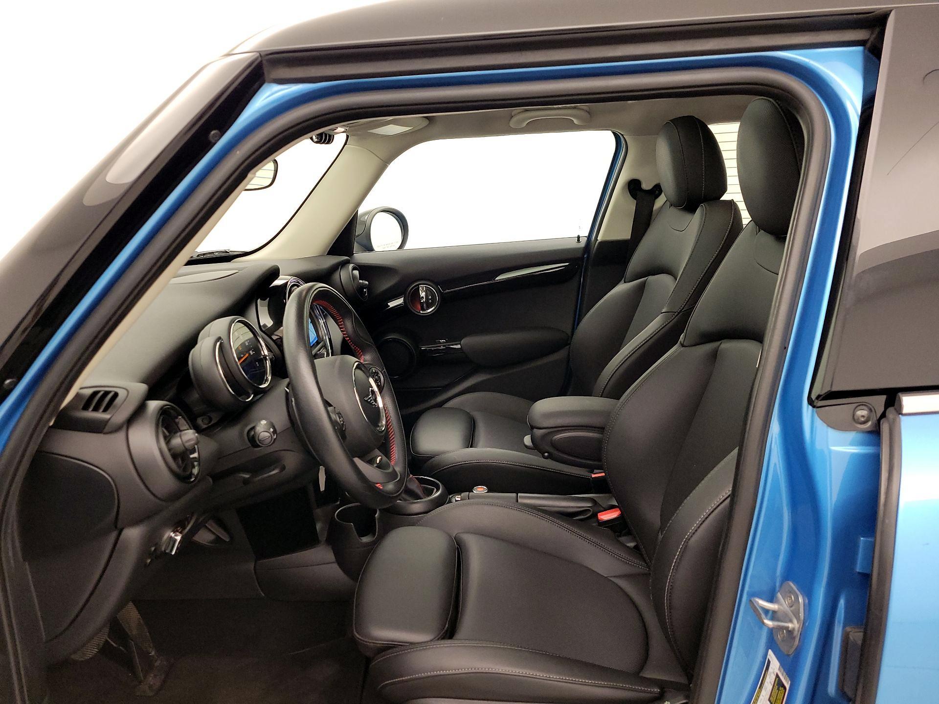 Thumbnail: 2019 MINI Cooper Hardtop - 11