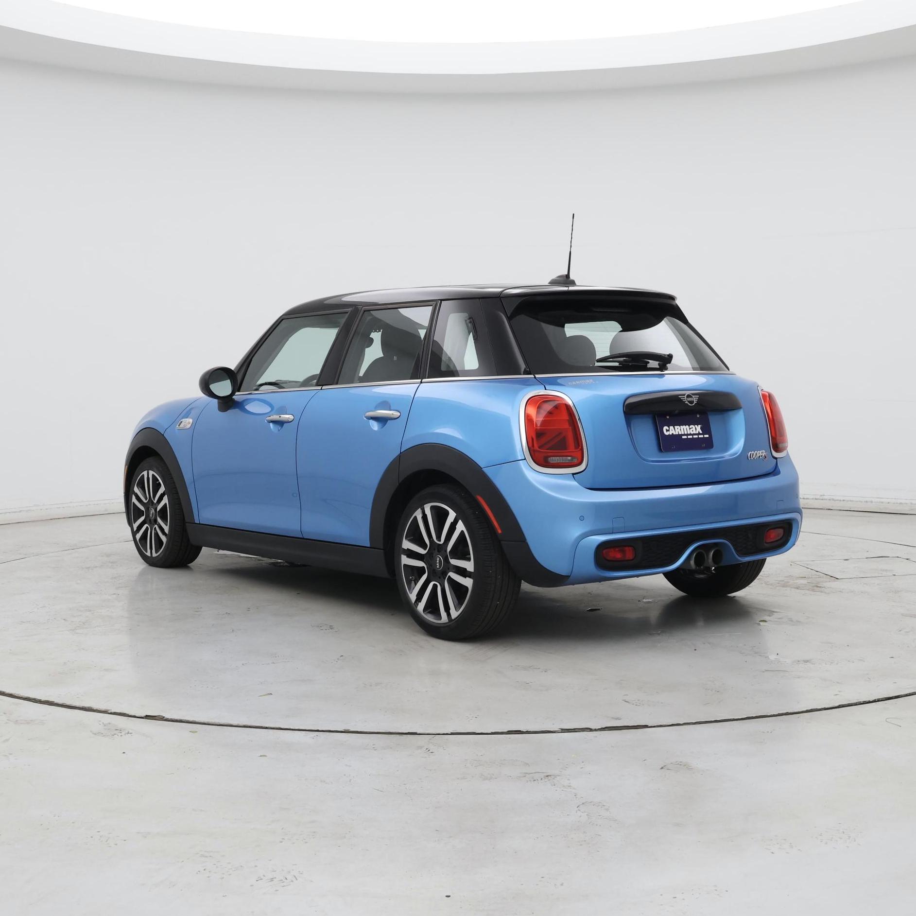 Thumbnail: 2019 MINI Cooper Hardtop - 2