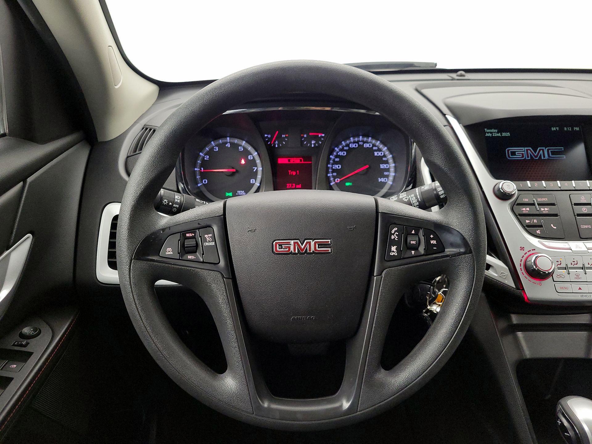 Thumbnail: 2015 GMC Terrain - 10