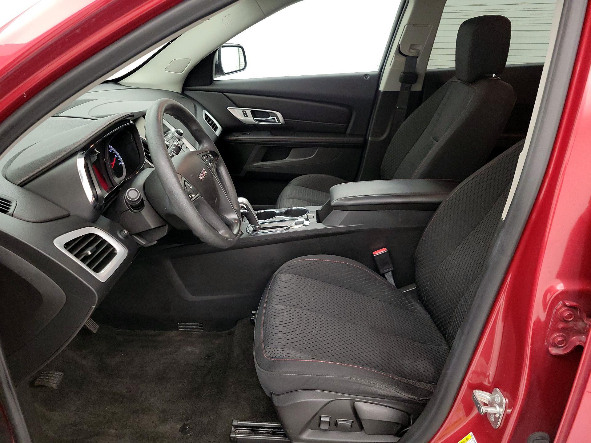 Thumbnail: 2015 GMC Terrain - 11