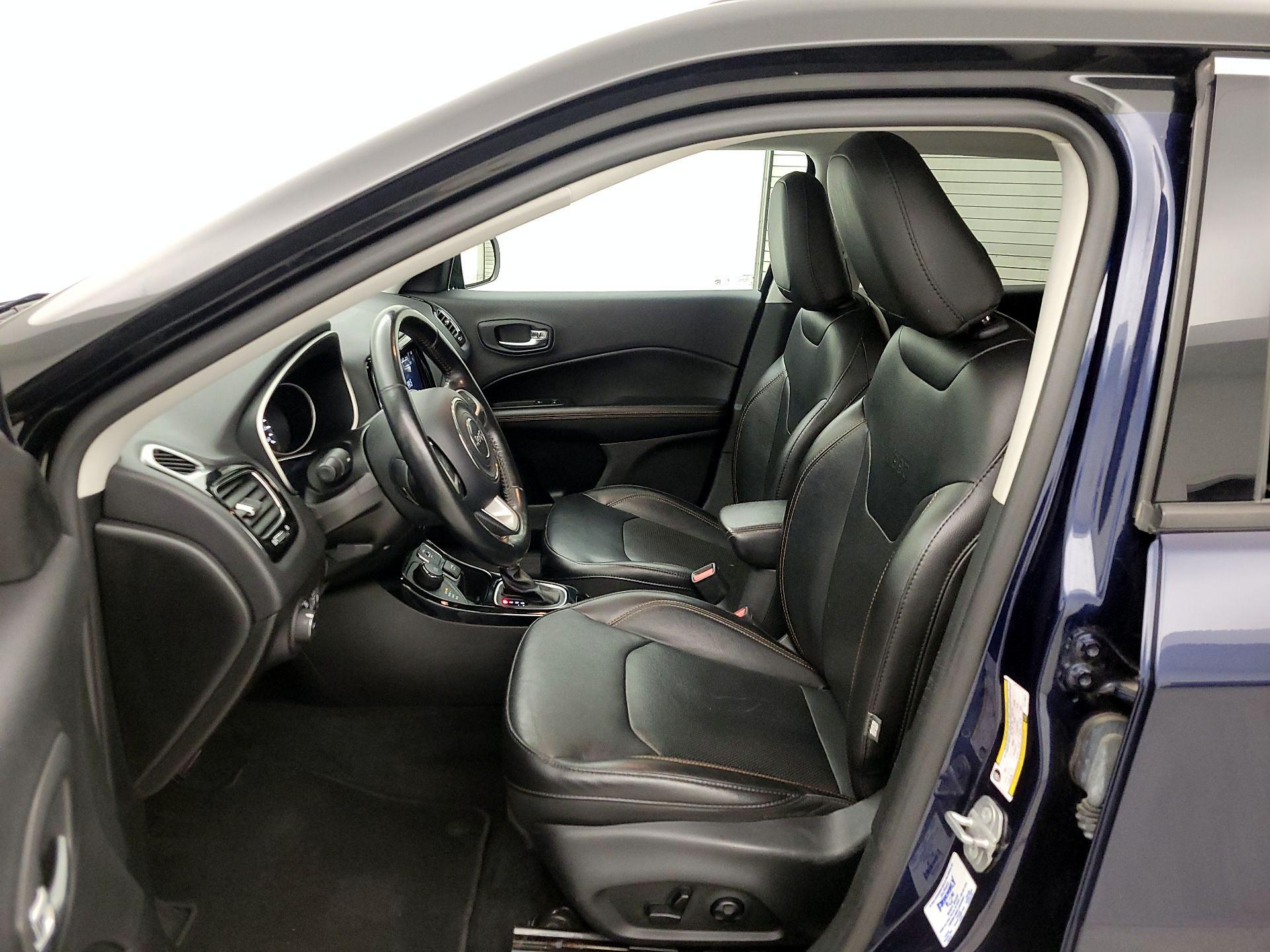 Thumbnail: 2020 Jeep Compass - 11