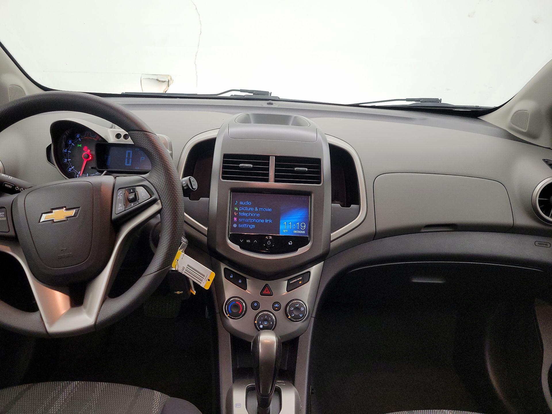 Thumbnail: 2015 Chevrolet Sonic - 9