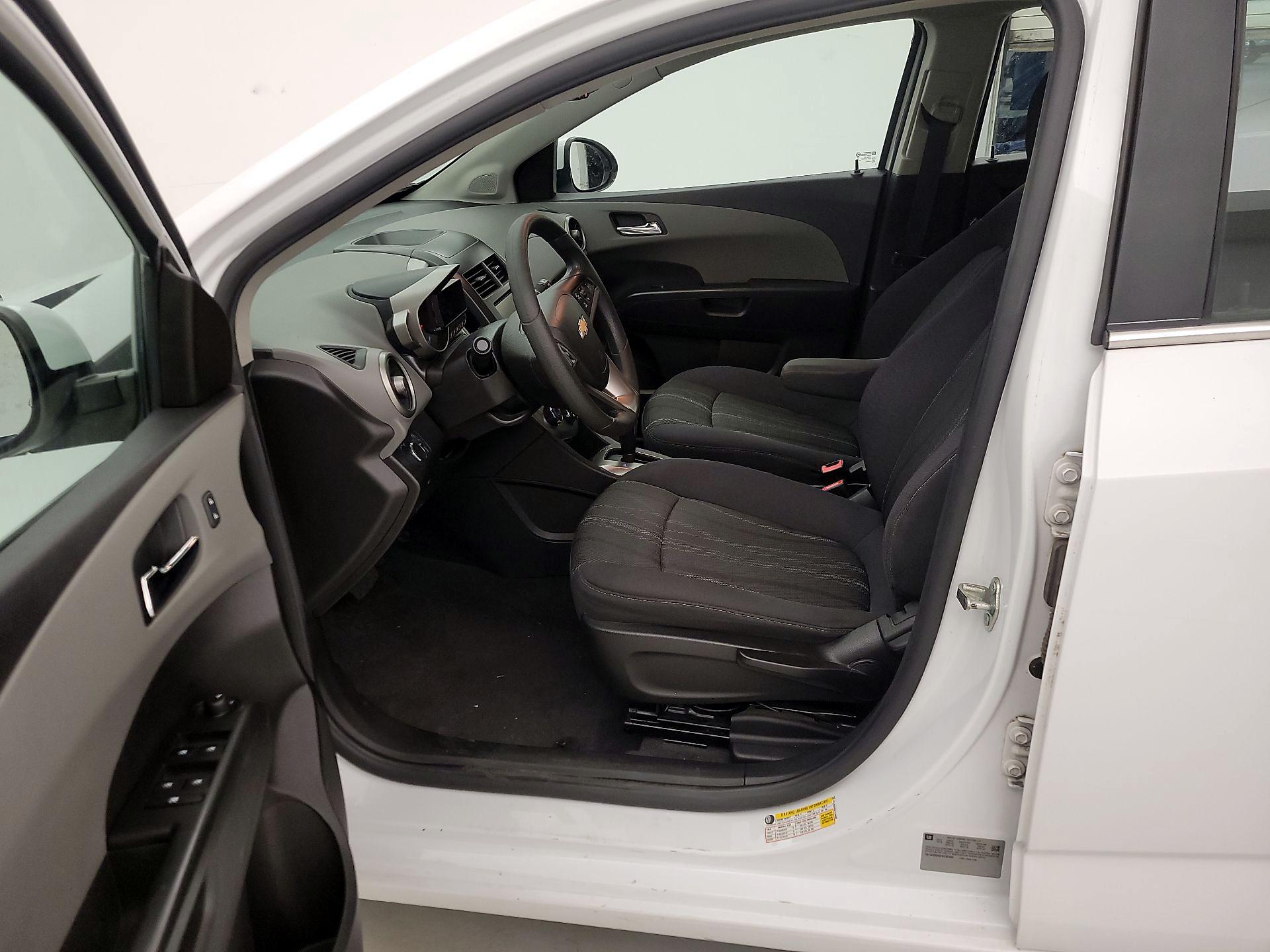 Thumbnail: 2015 Chevrolet Sonic - 11