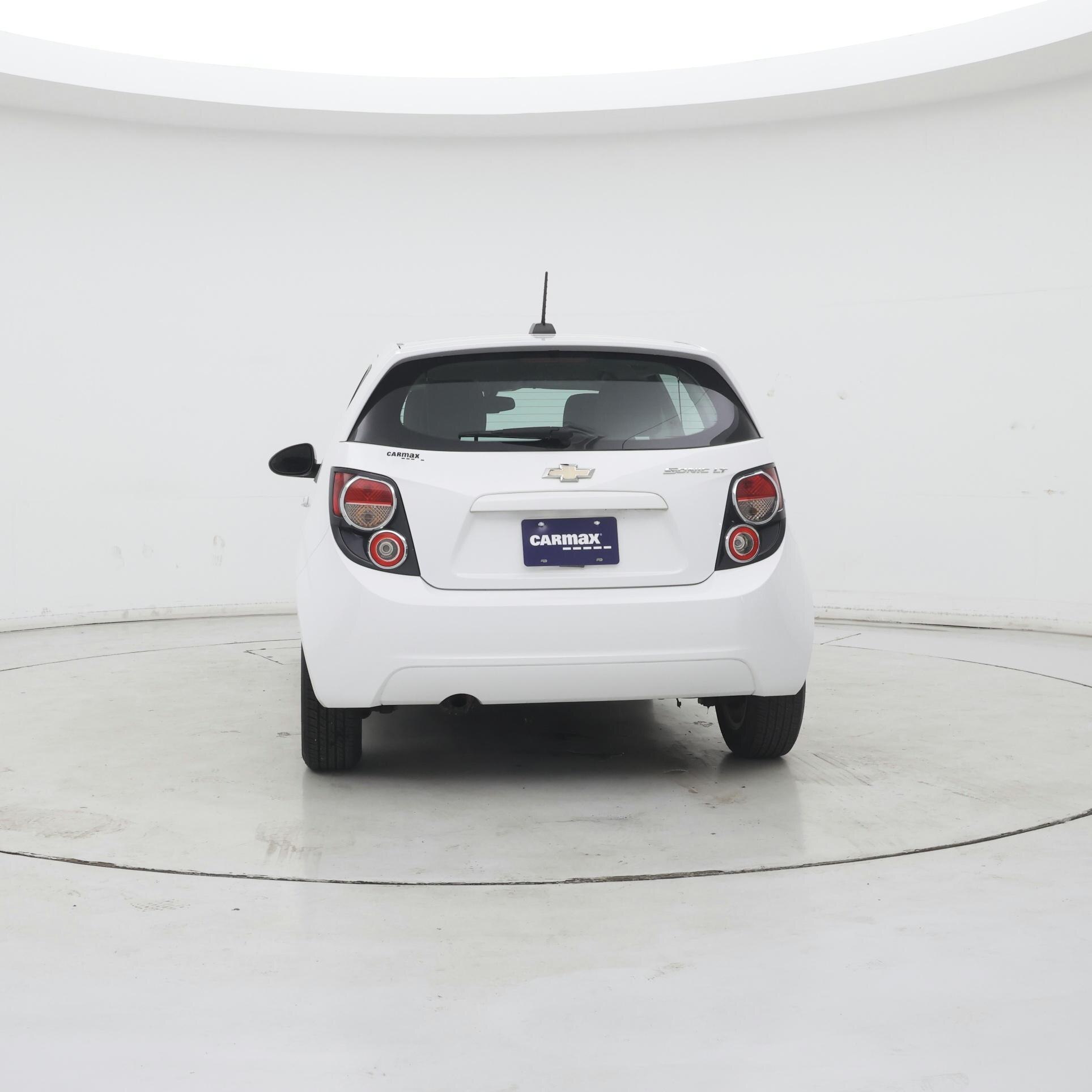 Thumbnail: 2015 Chevrolet Sonic - 6