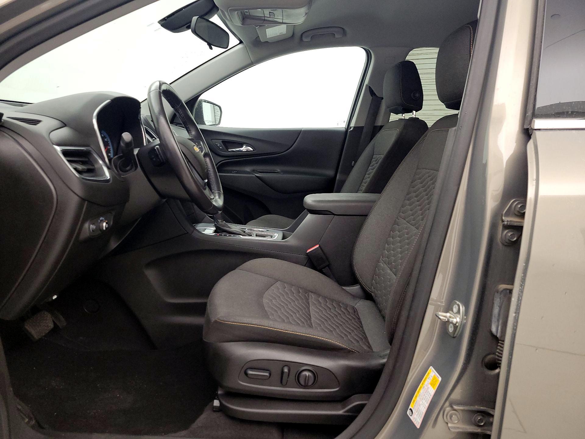 Thumbnail: 2018 Chevrolet Equinox - 11