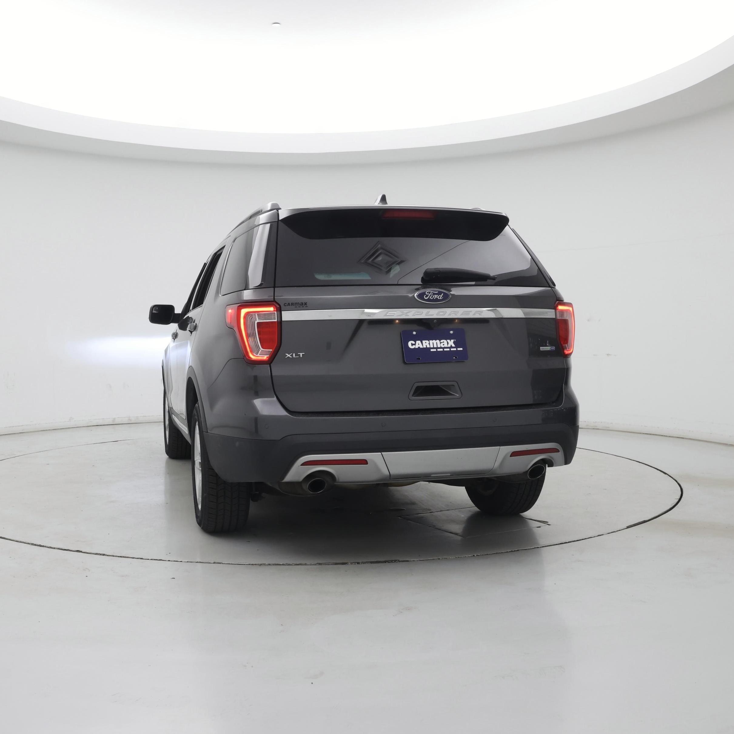Thumbnail: 2017 Ford Explorer - 6