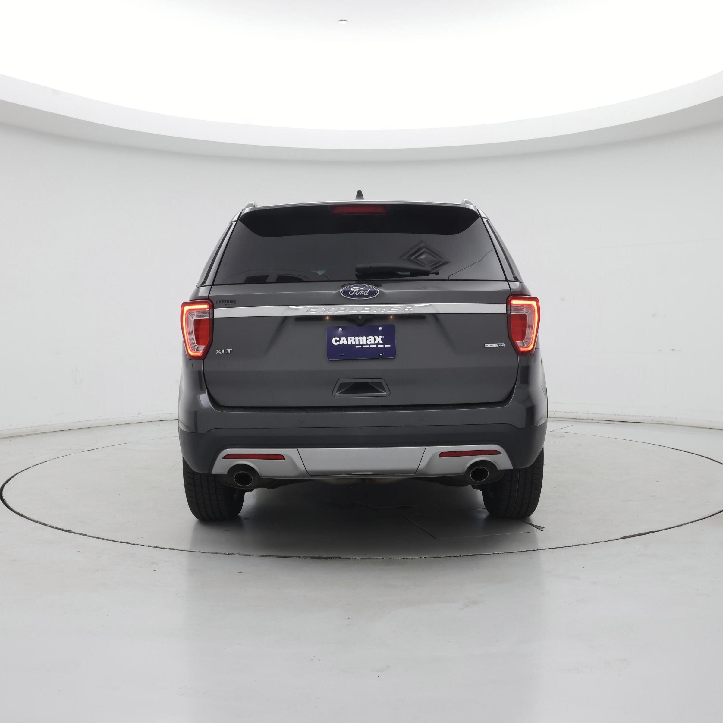 Thumbnail: 2017 Ford Explorer - 8