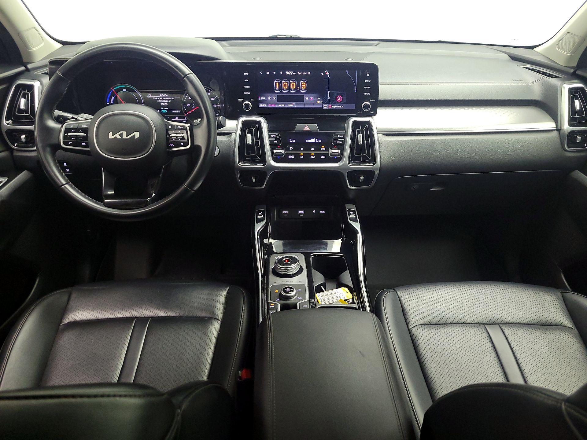 Thumbnail: 2022 Kia Sorento - 9