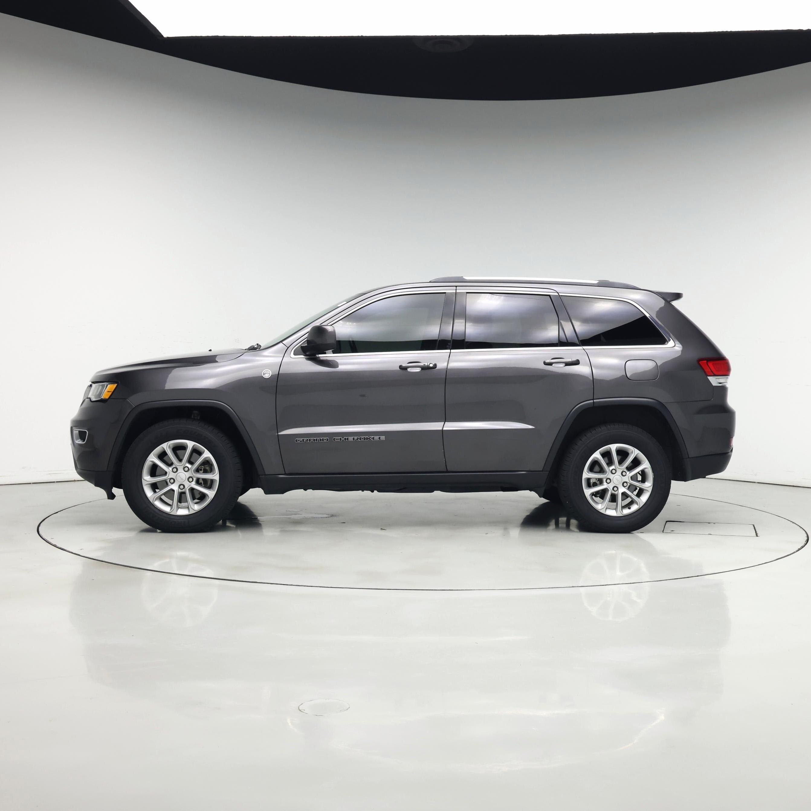 Thumbnail: 2021 Jeep Grand Cherokee - 3