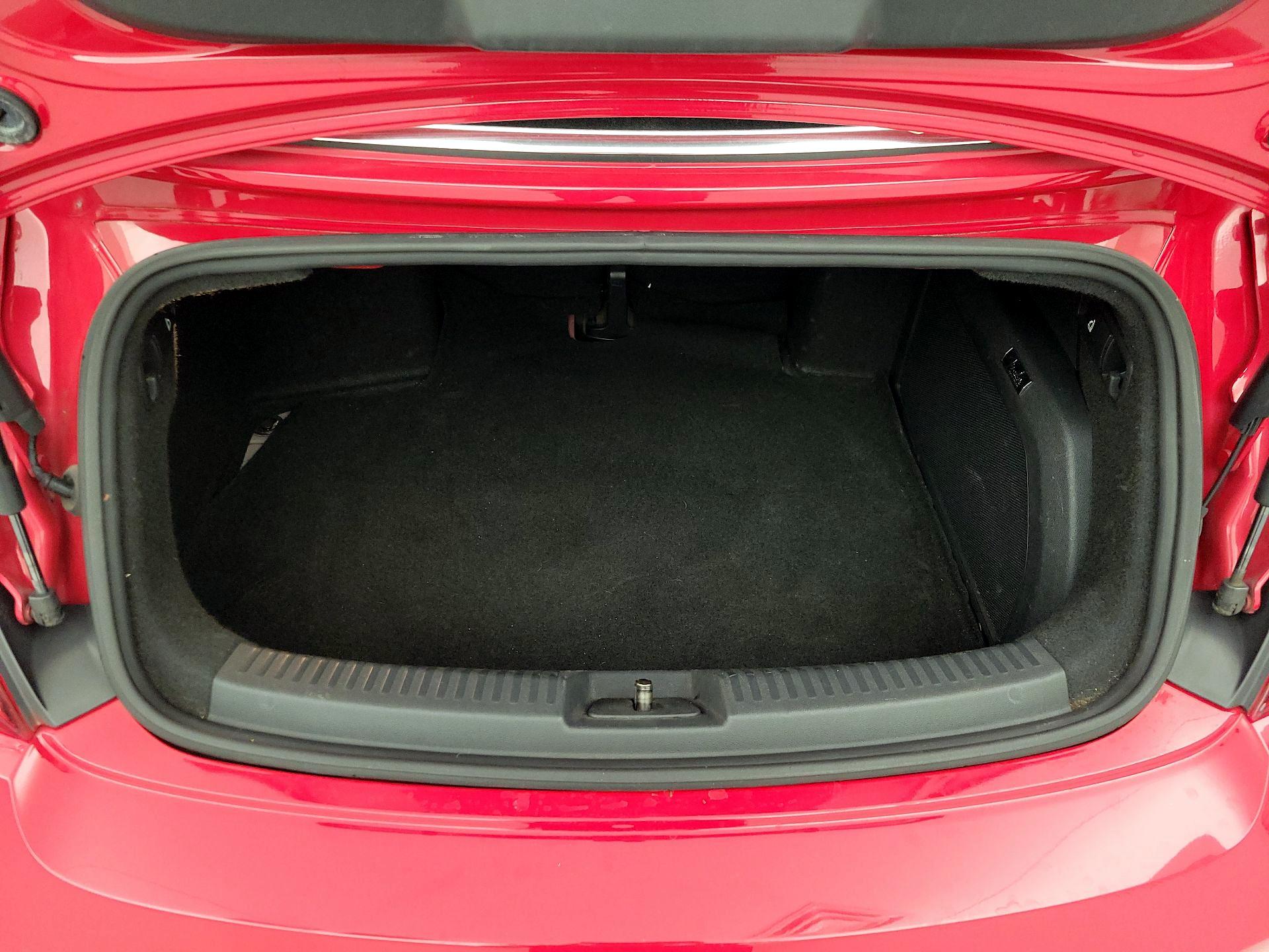 Thumbnail: 2013 Volkswagen Beetle - 18