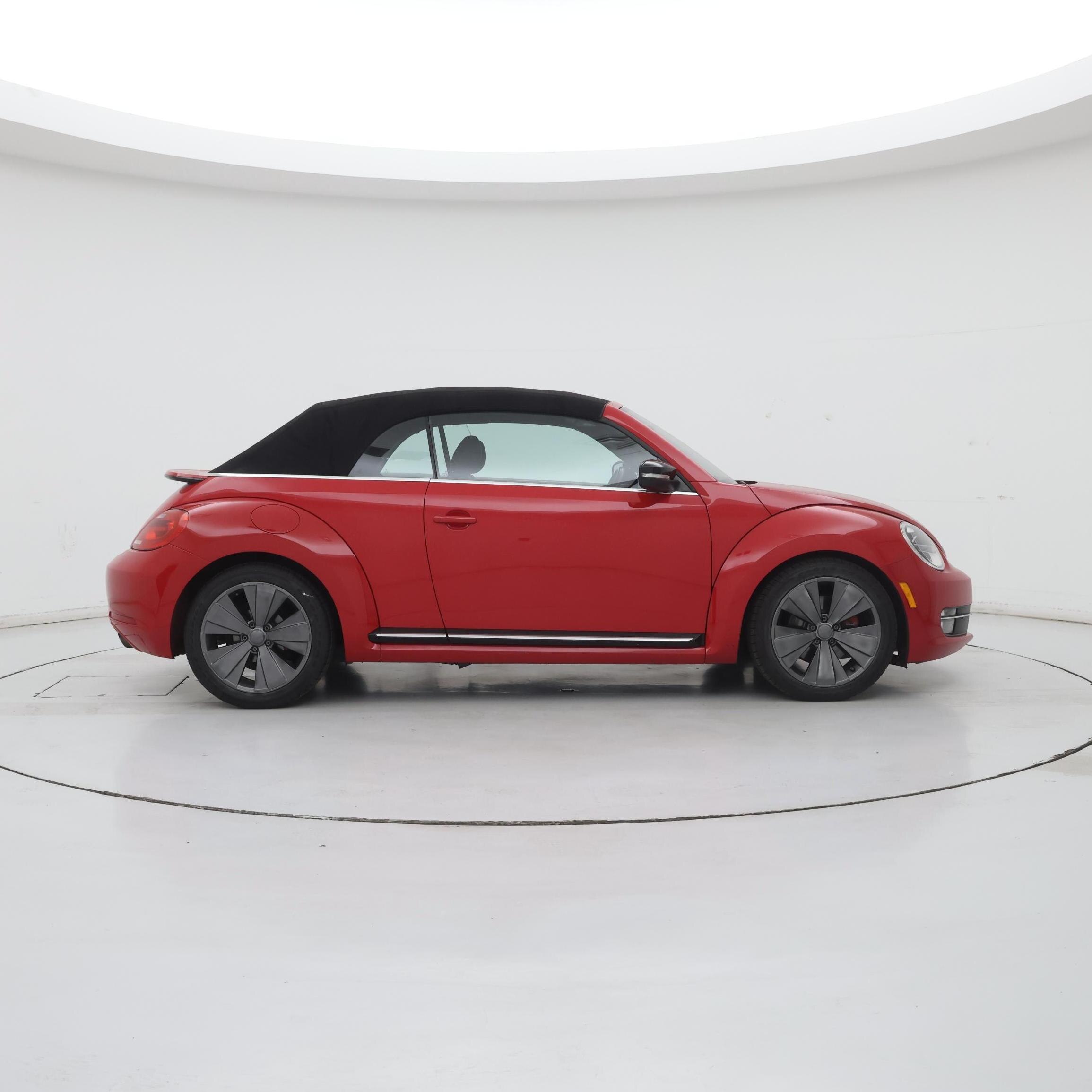 Thumbnail: 2013 Volkswagen Beetle - 7