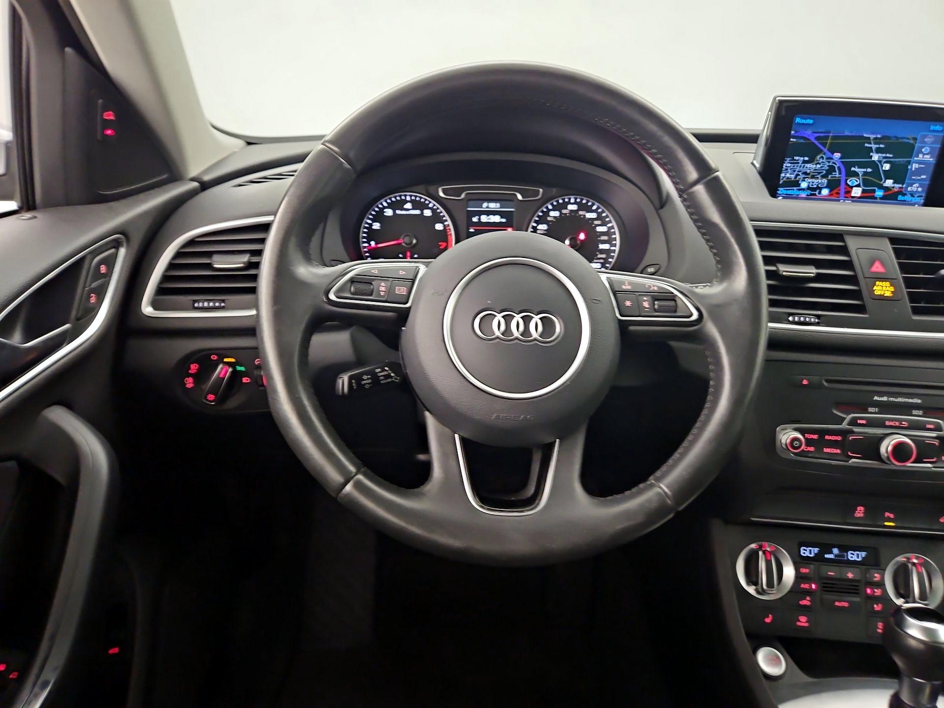 Thumbnail: 2015 Audi Q3 - 10