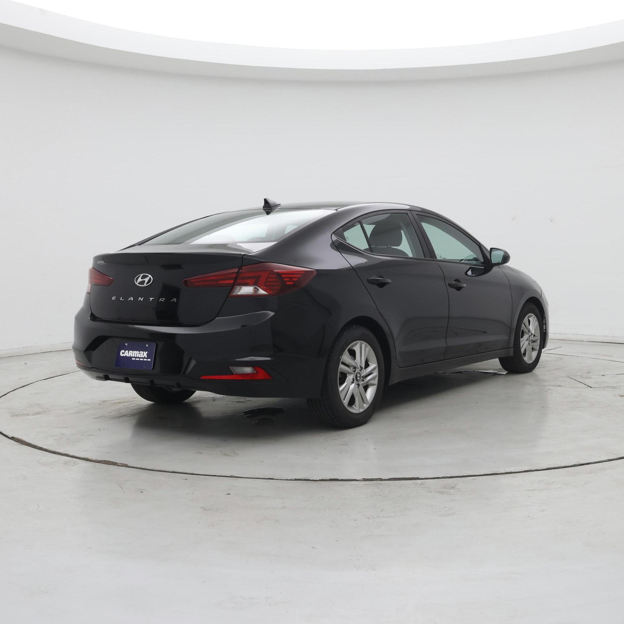 Thumbnail: 2019 Hyundai Elantra - 8