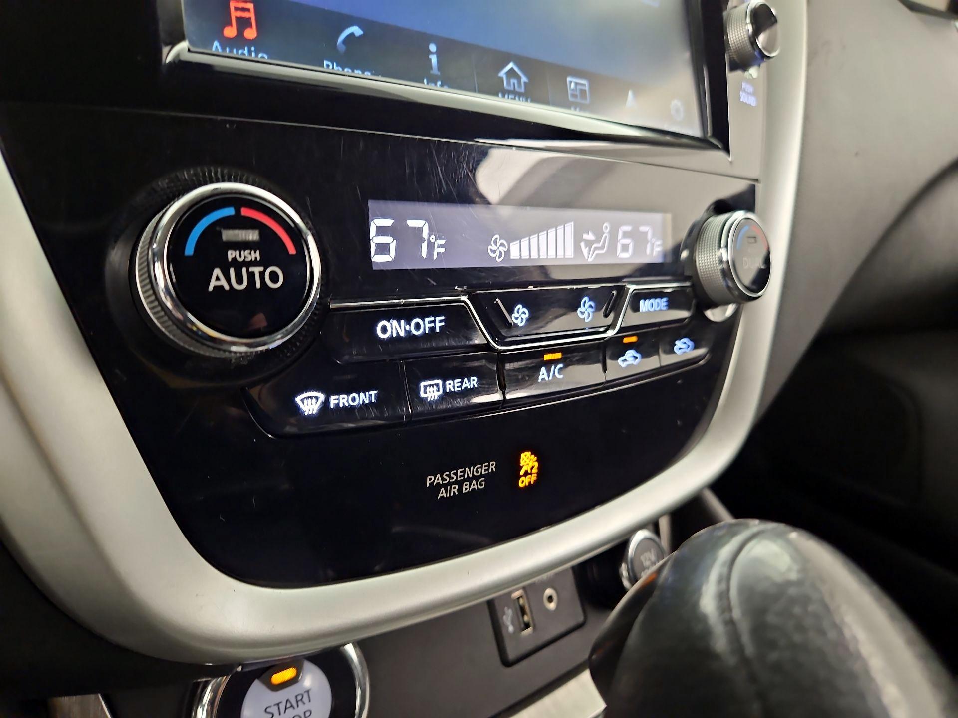 Thumbnail: 2018 Nissan Murano - 17