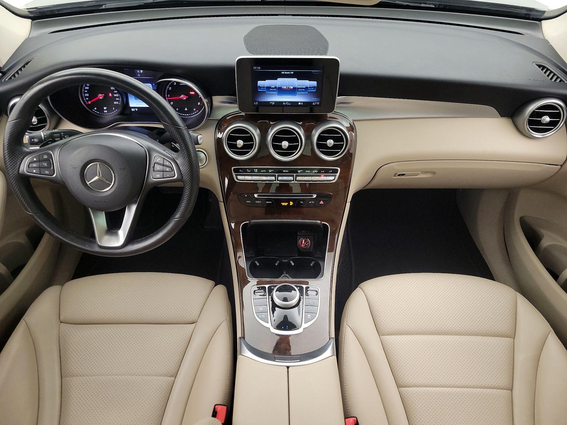 Thumbnail: 2019 Mercedes-Benz GLC - 9