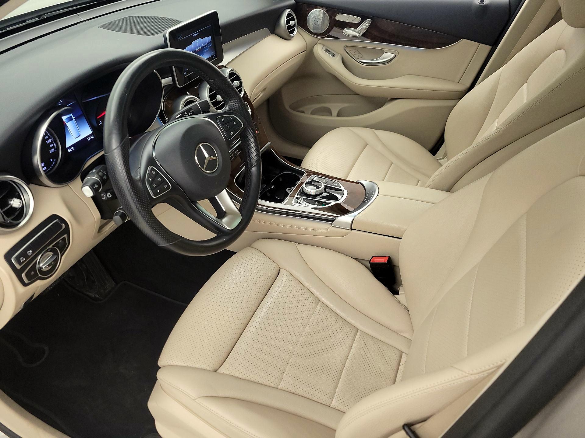 Thumbnail: 2019 Mercedes-Benz GLC - 11