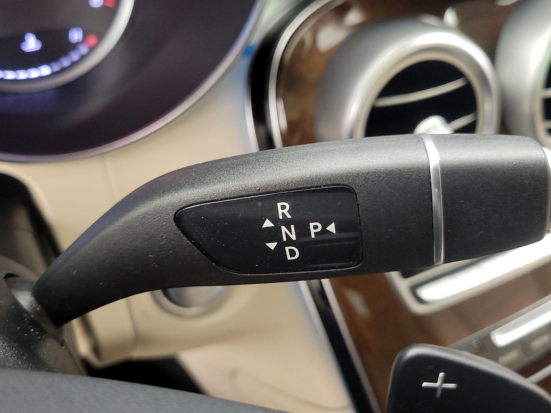 Thumbnail: 2019 Mercedes-Benz GLC - 17