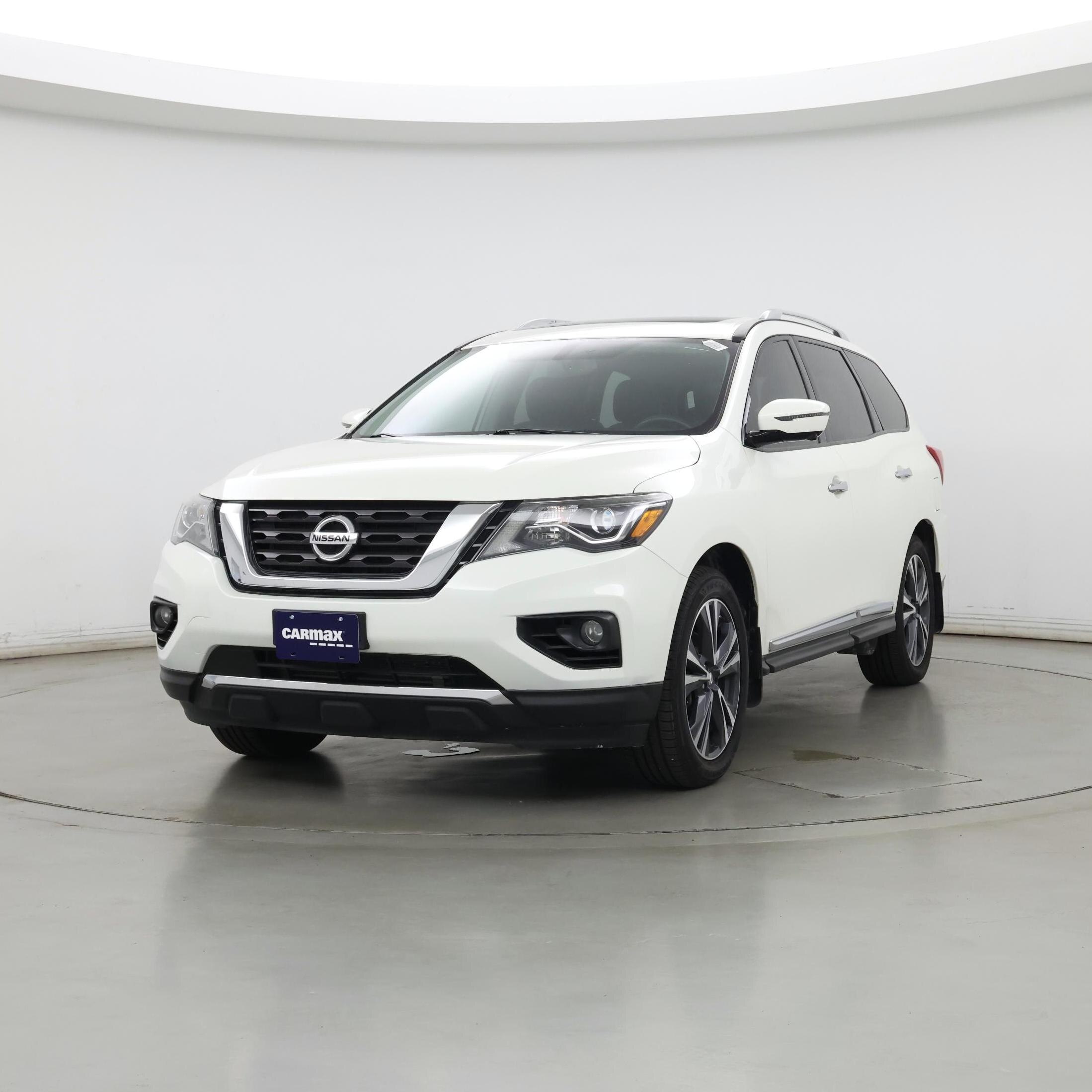 Thumbnail: 2017 Nissan Pathfinder - 4