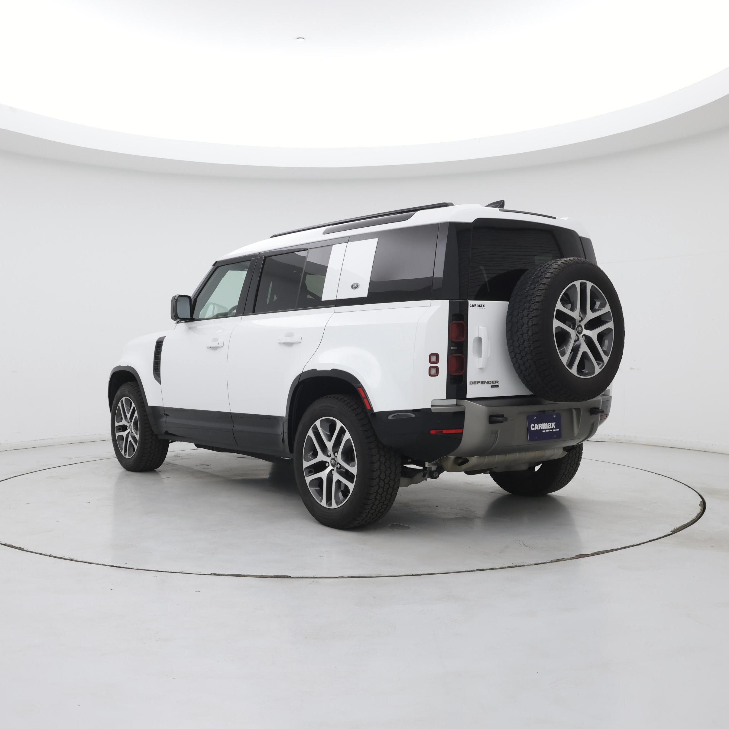 Thumbnail: 2022 Land Rover Defender - 2