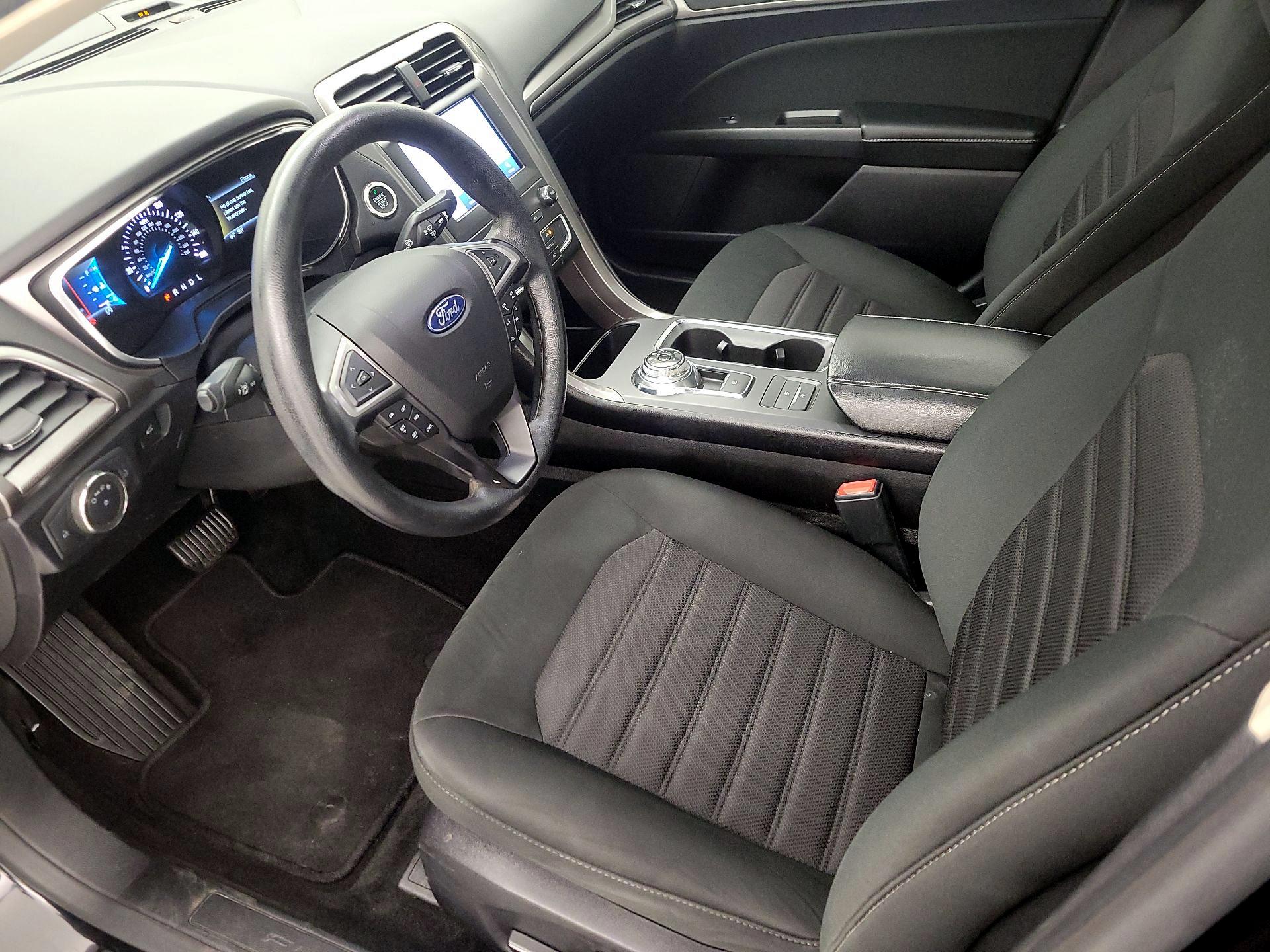 Thumbnail: 2020 Ford Fusion - 11