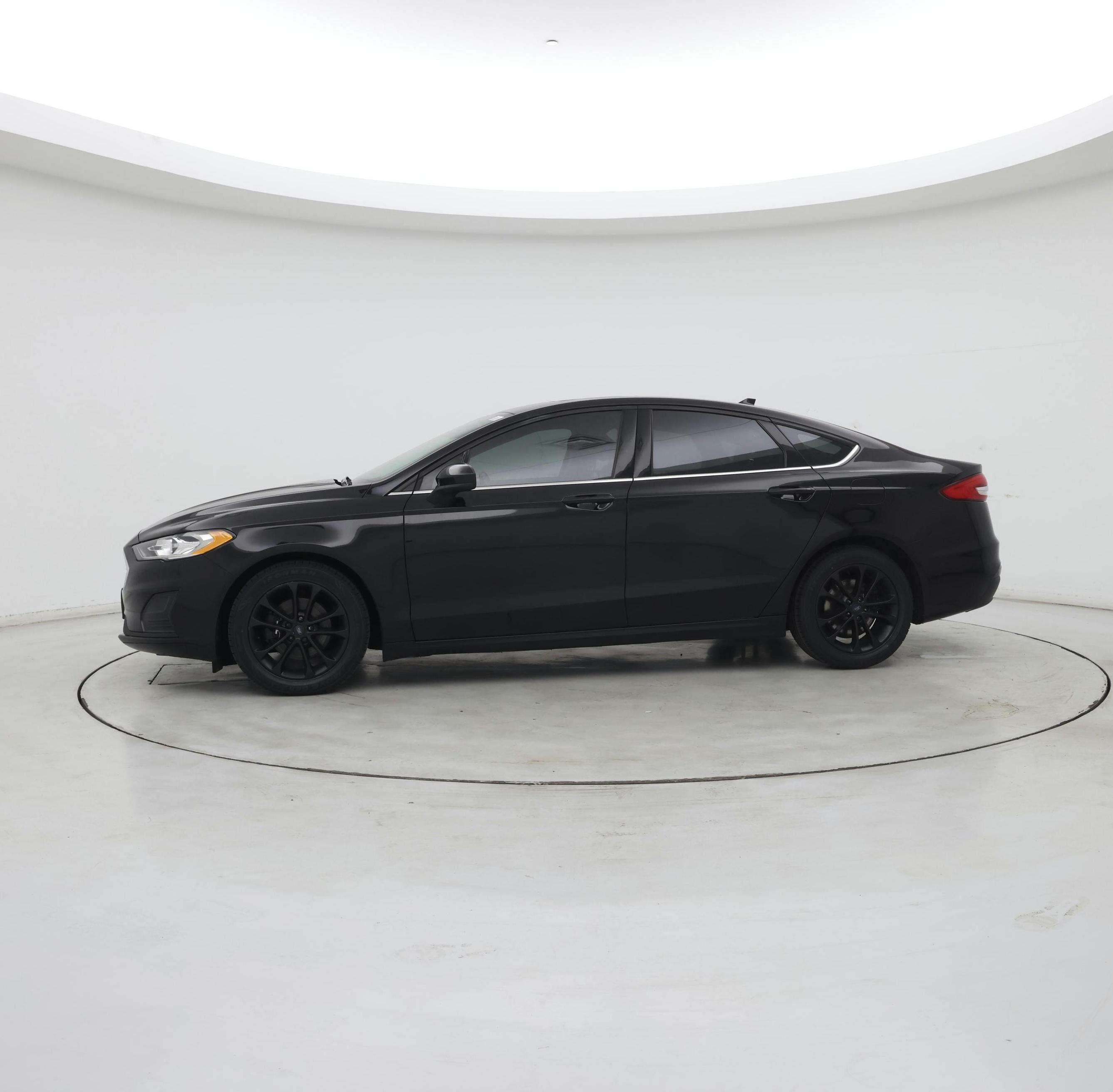 Thumbnail: 2020 Ford Fusion - 3